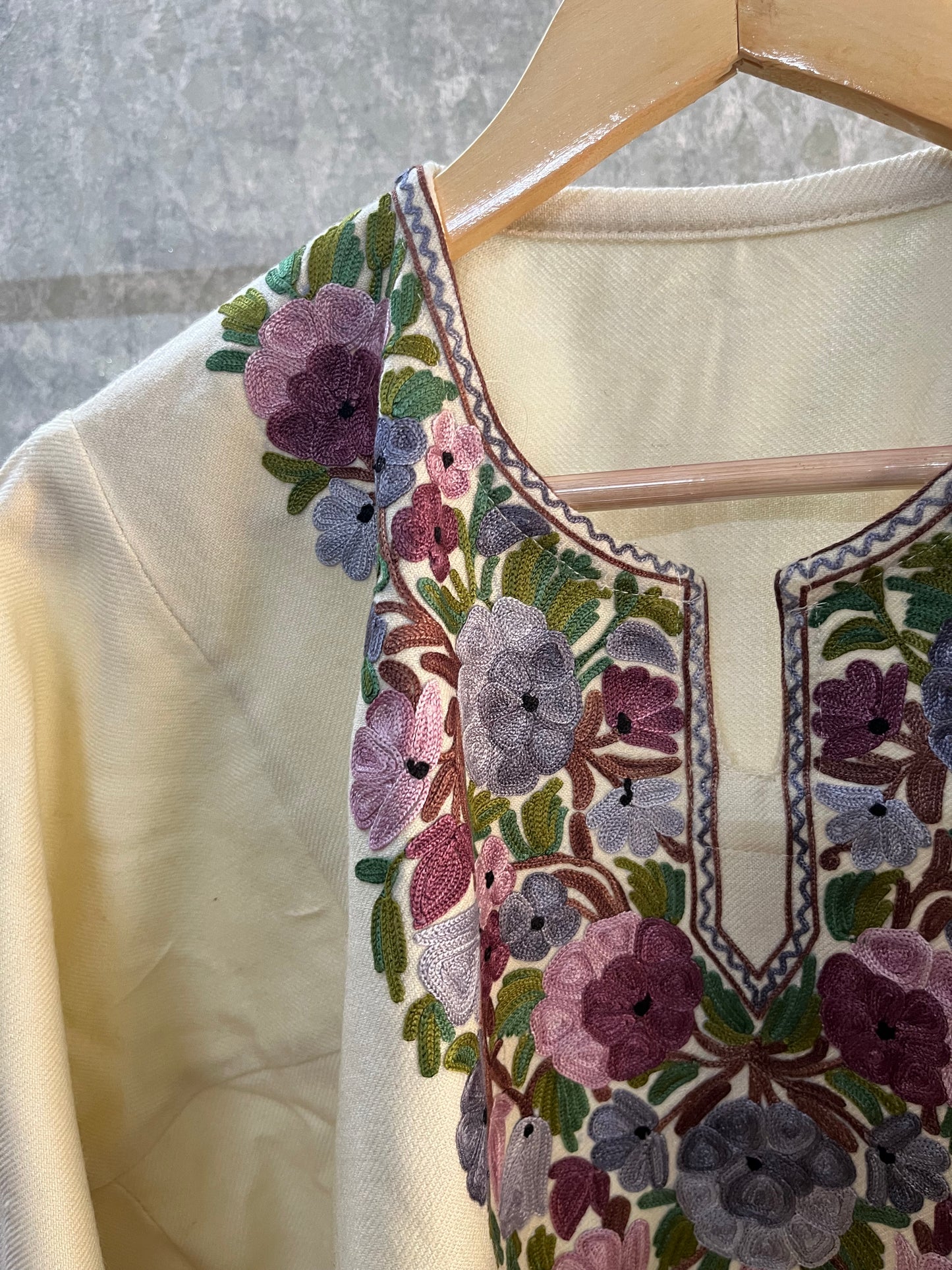 Off White Aari Embroidered Wool Pheran