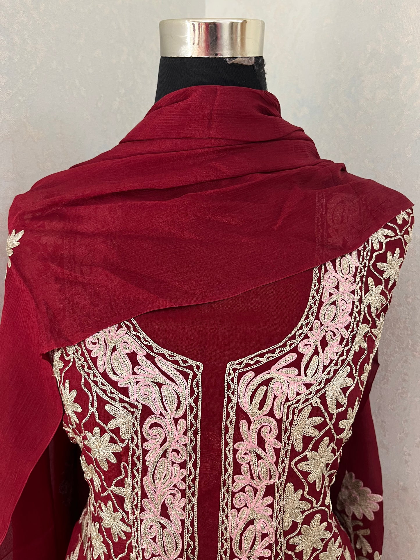 Maroon Pure Soft Organza 3 Pc Heavy Kashmiri Suit