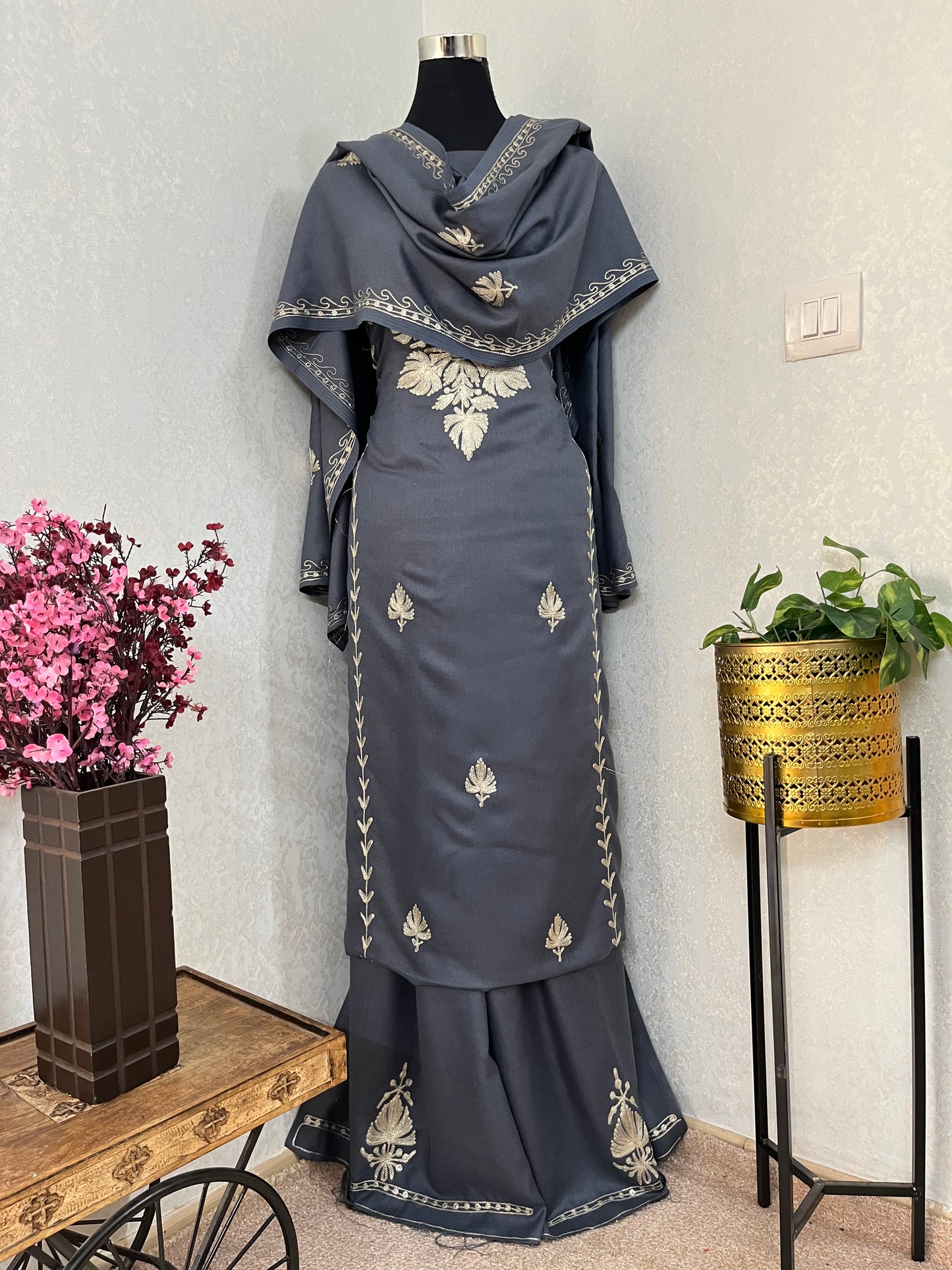 English Grey Tilla Embroidered 3pc Suit Stole