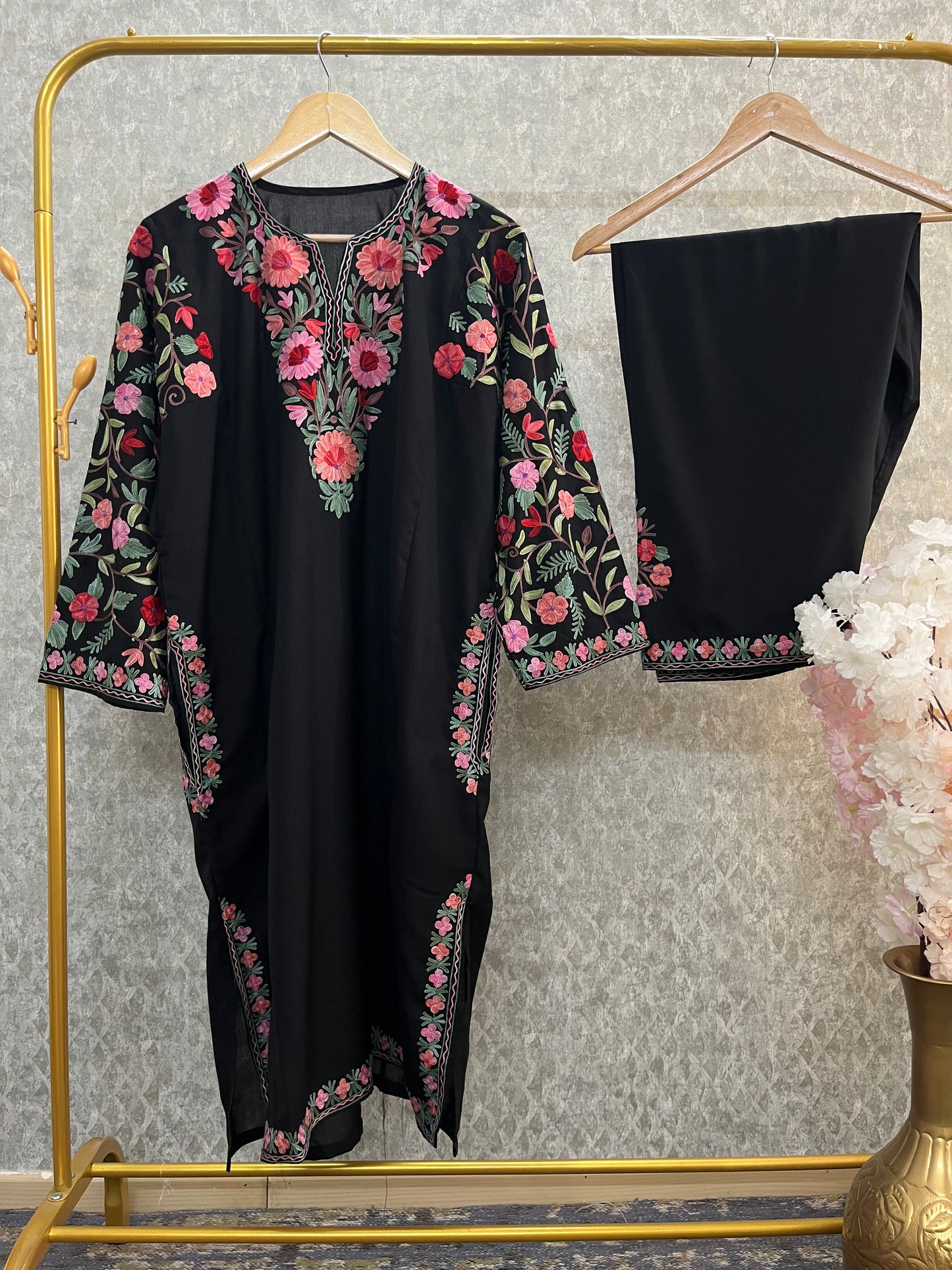 Black Cotton Arm Jaal Pheran Set