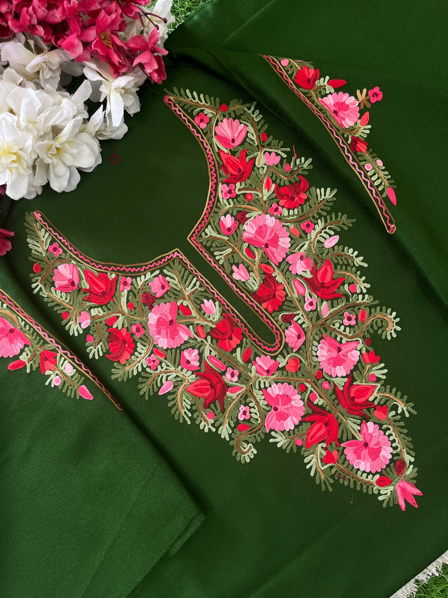 Henna Green Woollen Aari Embroidered 2pc suit 5mtr