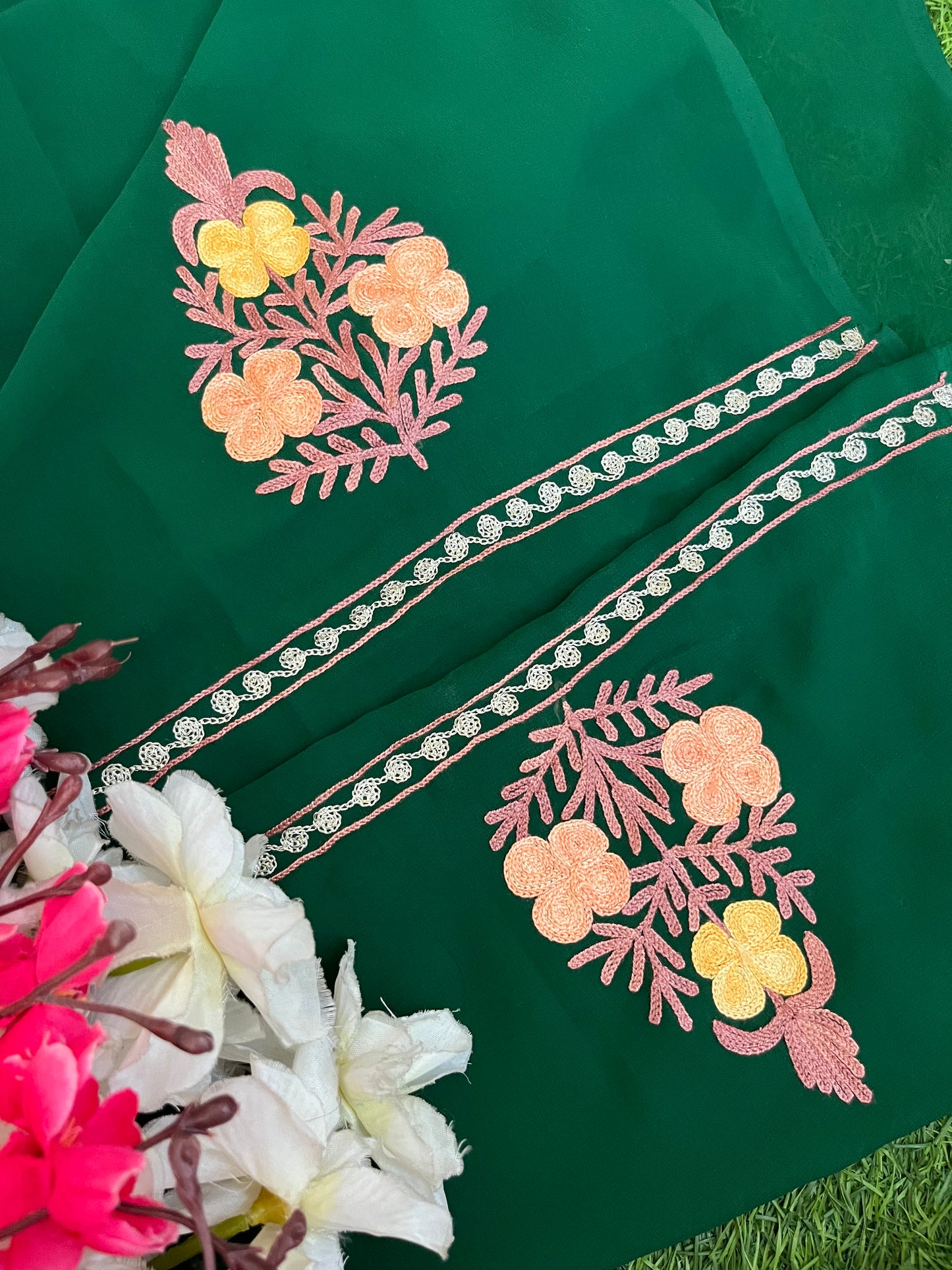 Green Georgette 3 Pc Aari Embroidered Suit Set