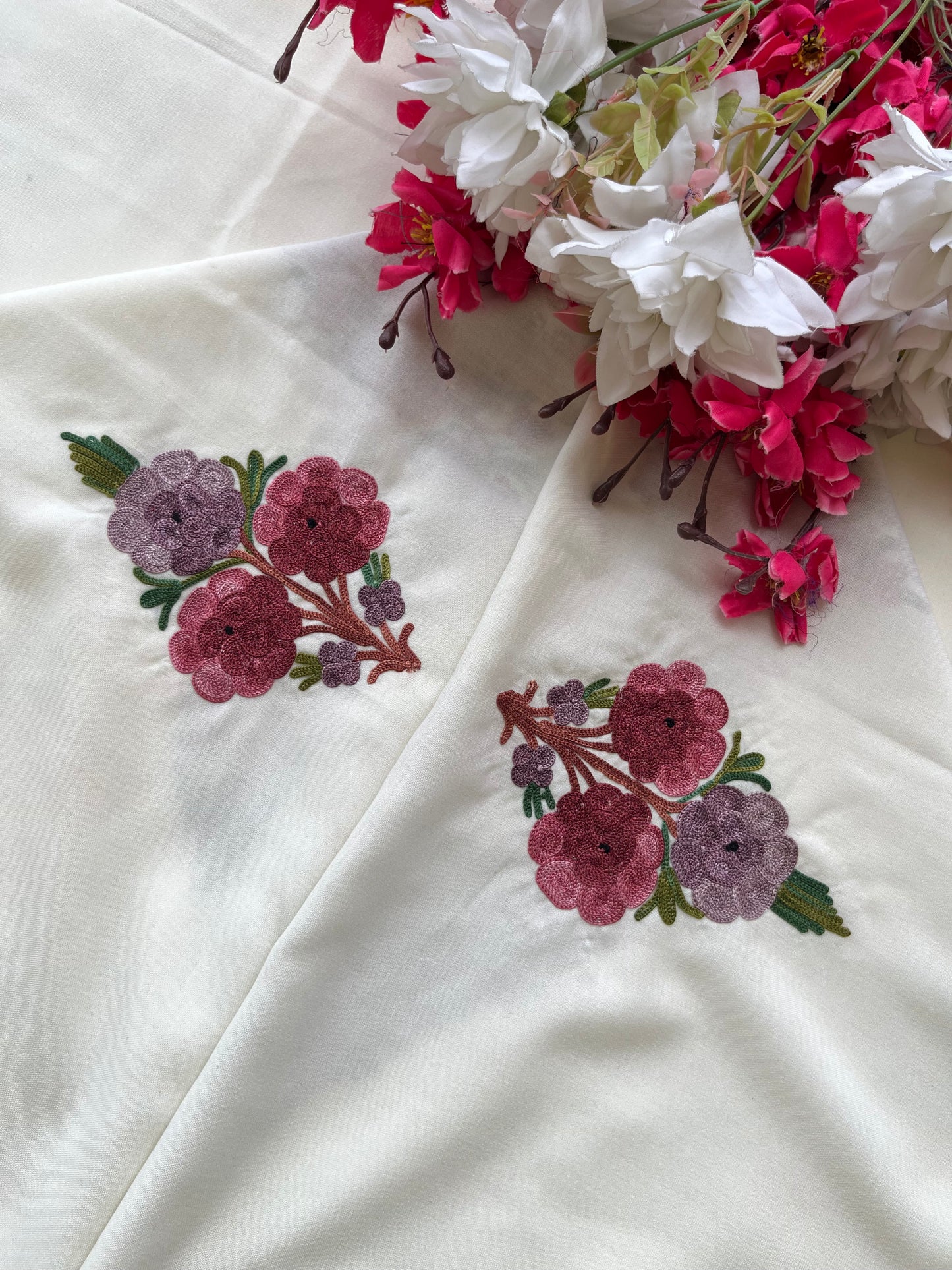 Off White Cotton Cord Set (Aari Embroidered)