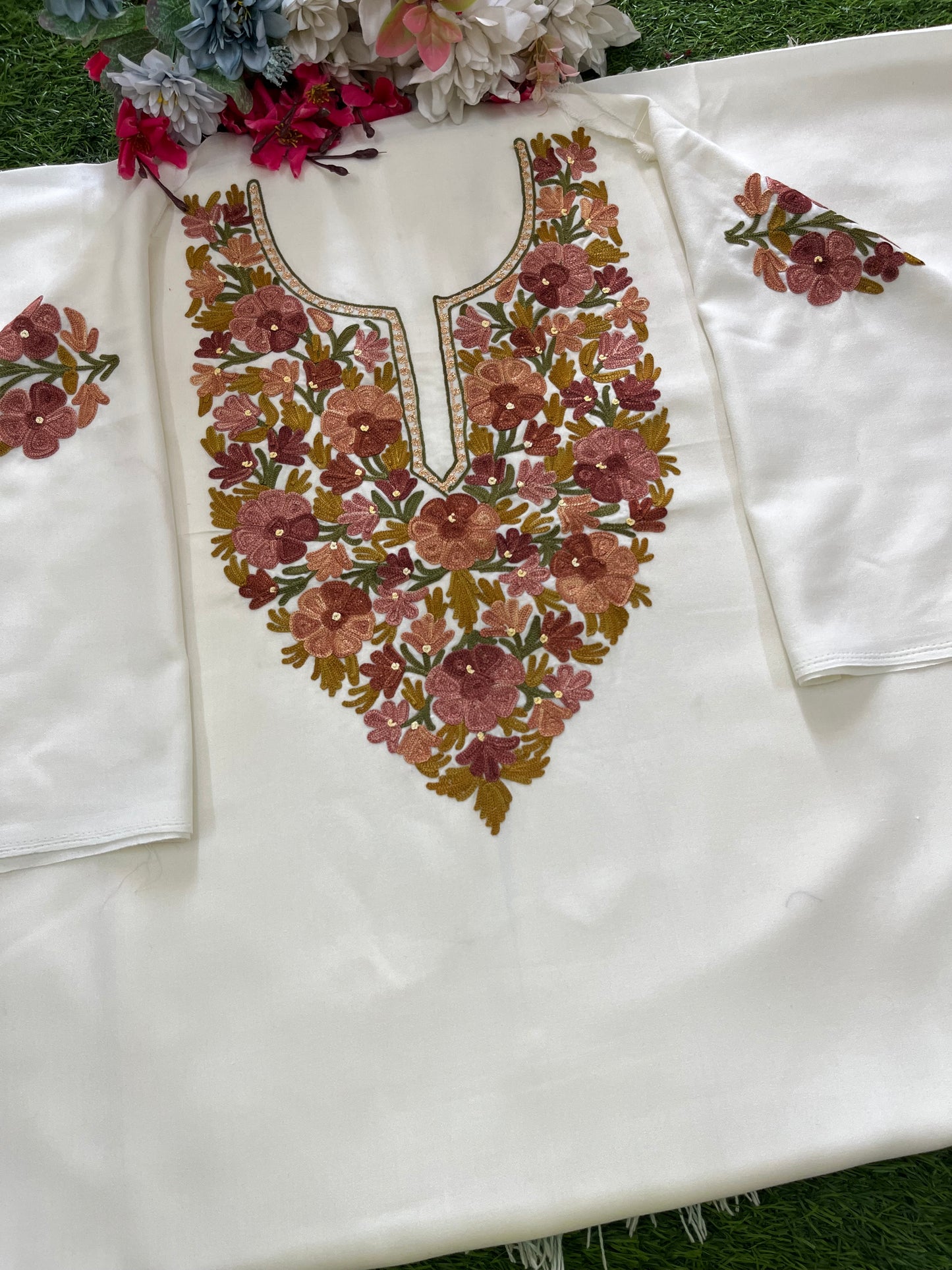 Off White Cotton Cord Set (Aari Embroidered)