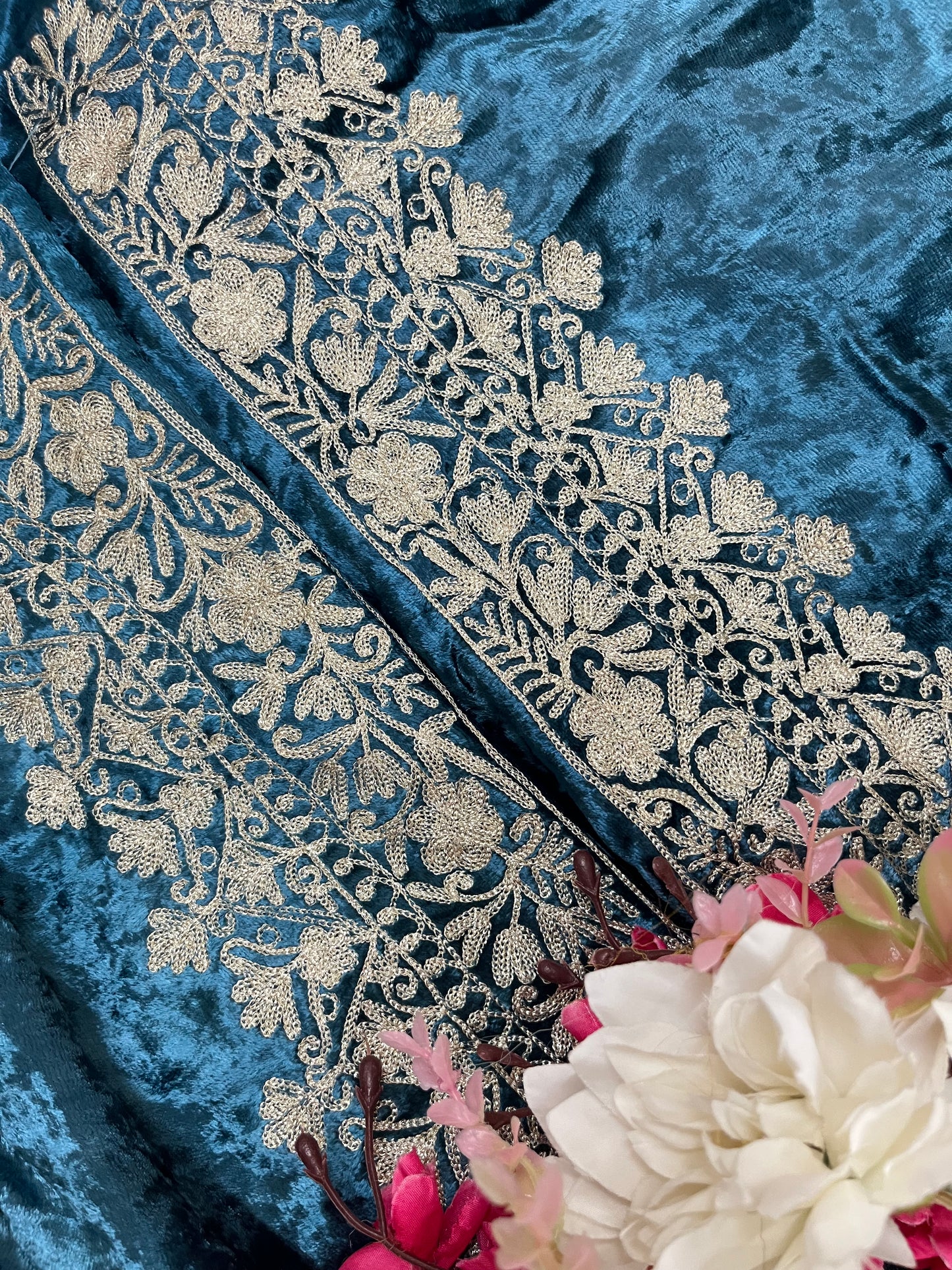 Teal Blue Tilla Pure Makhmal 3pc Suit Material