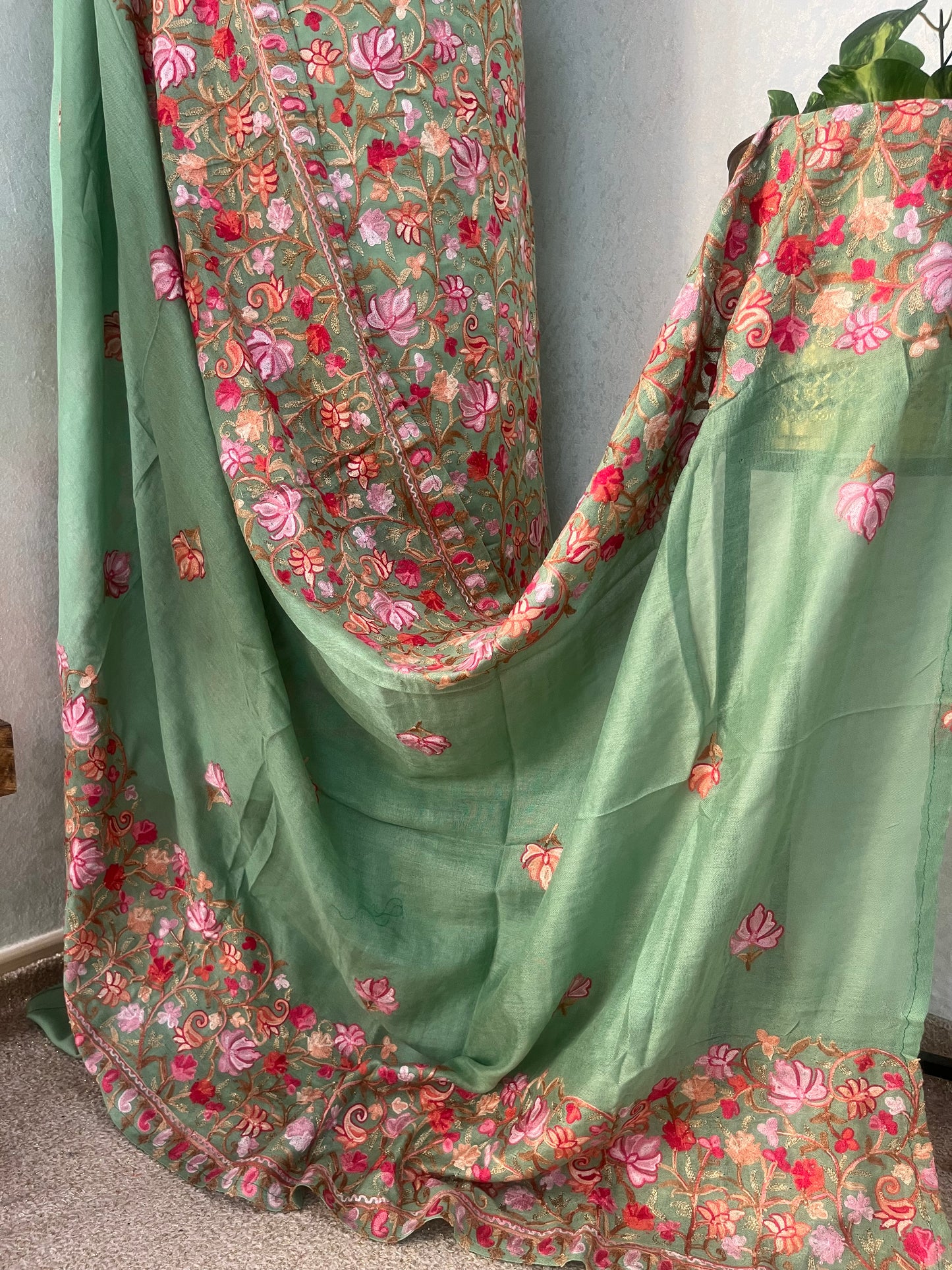 Pastel Green Cotton Kashmiri Suit