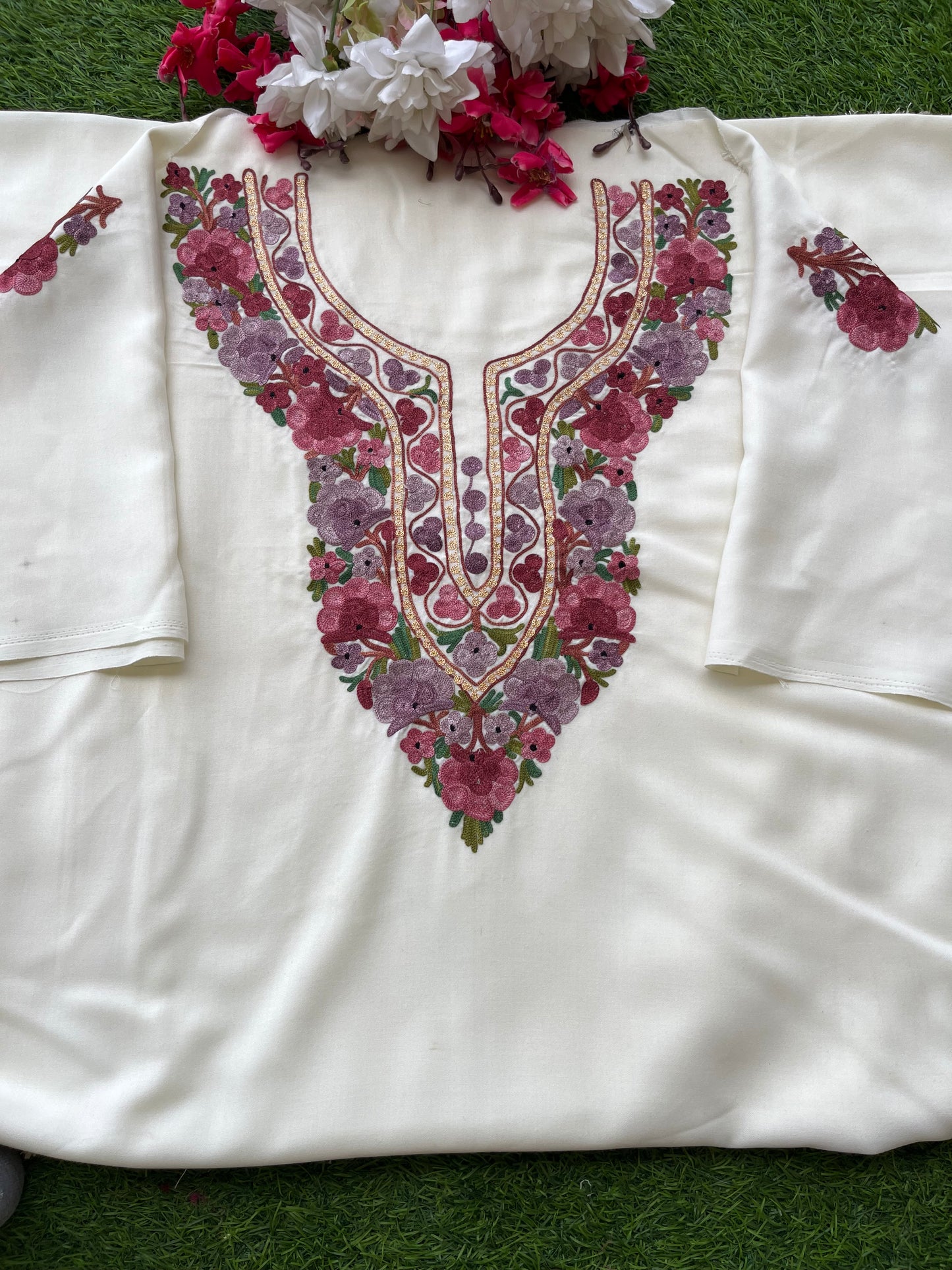 Off White Cotton Cord Set (Aari Embroidered)