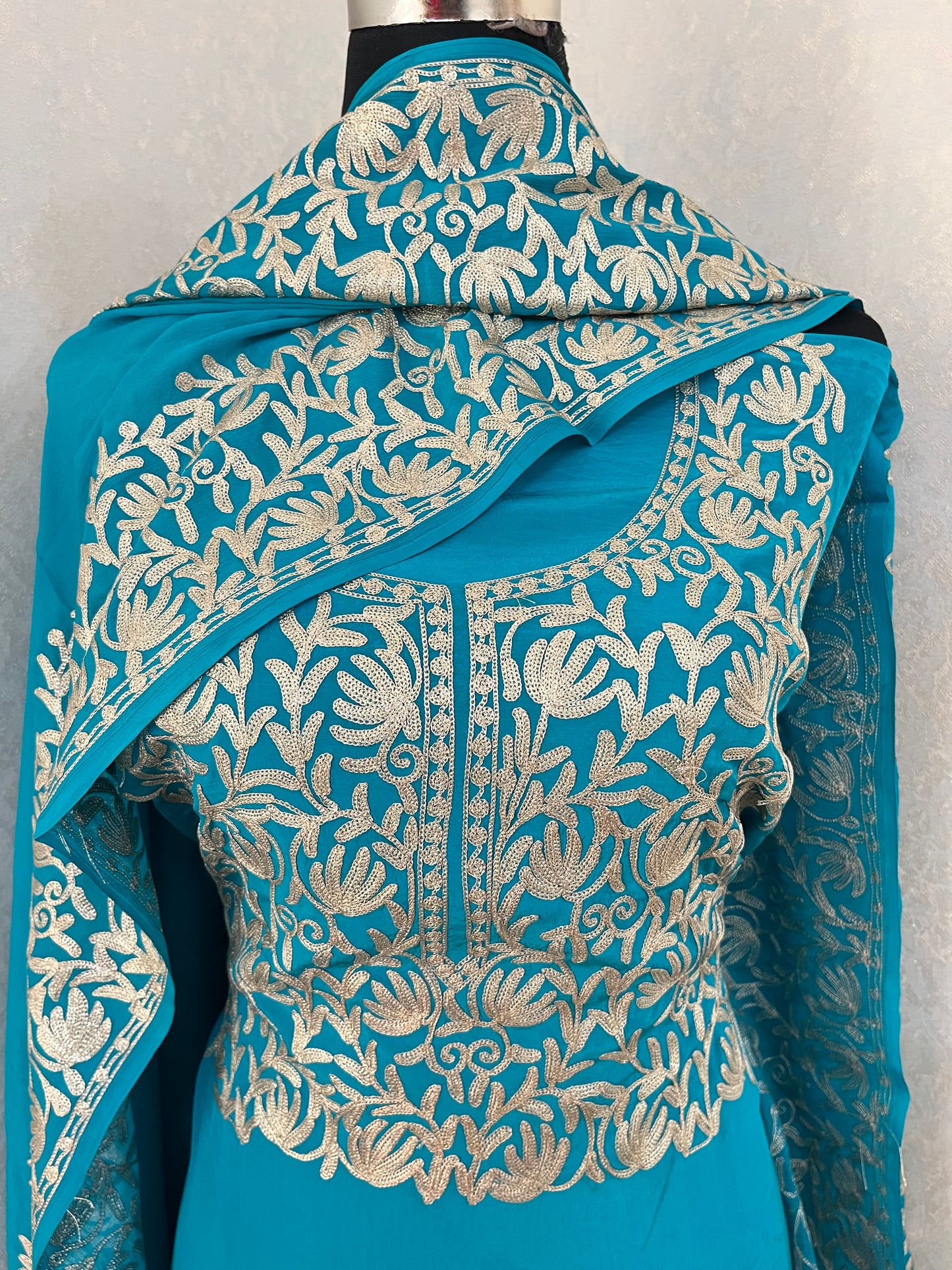 Kalaa’ Firozi Crape Kashmiri Suit