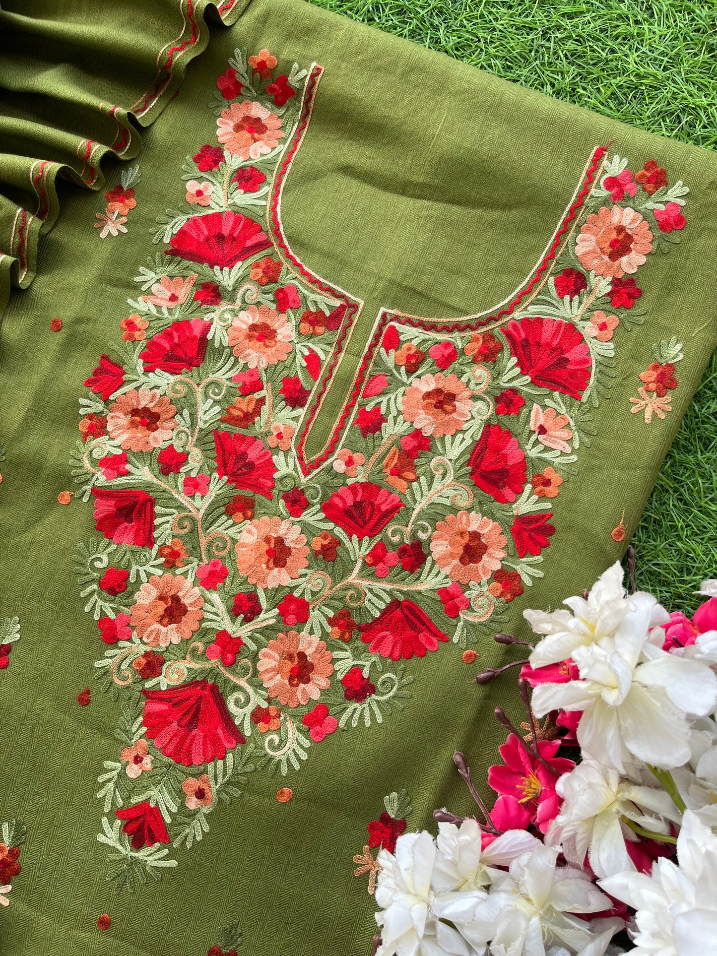 Heena Green Woollen Aari Embroidered 3pc suit
