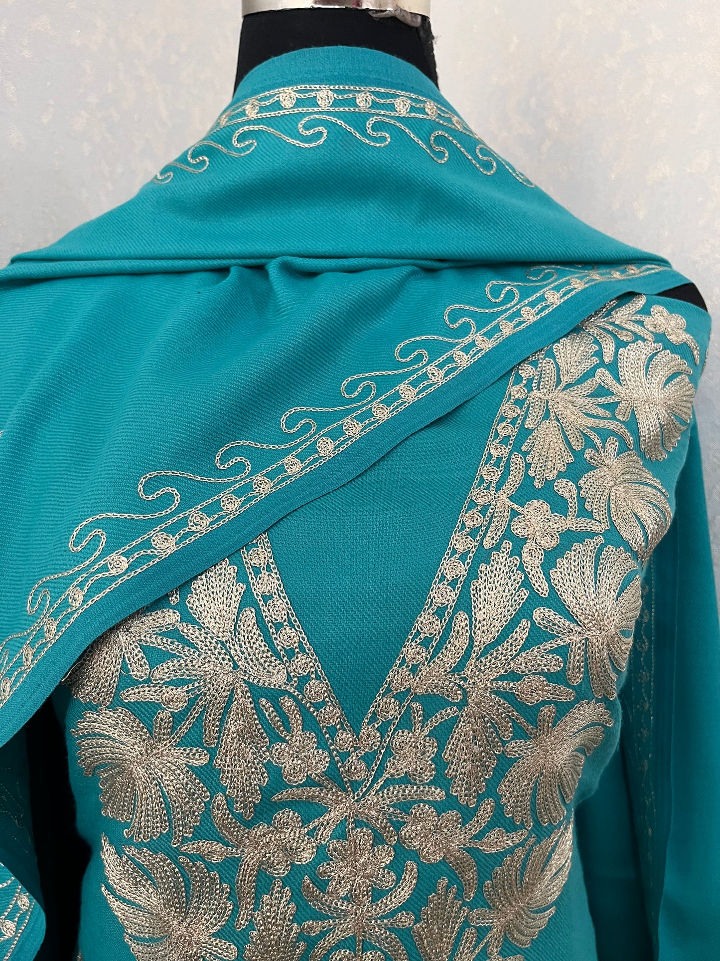 Sky Blue Tilla Embroidered 3pc Suit Stole