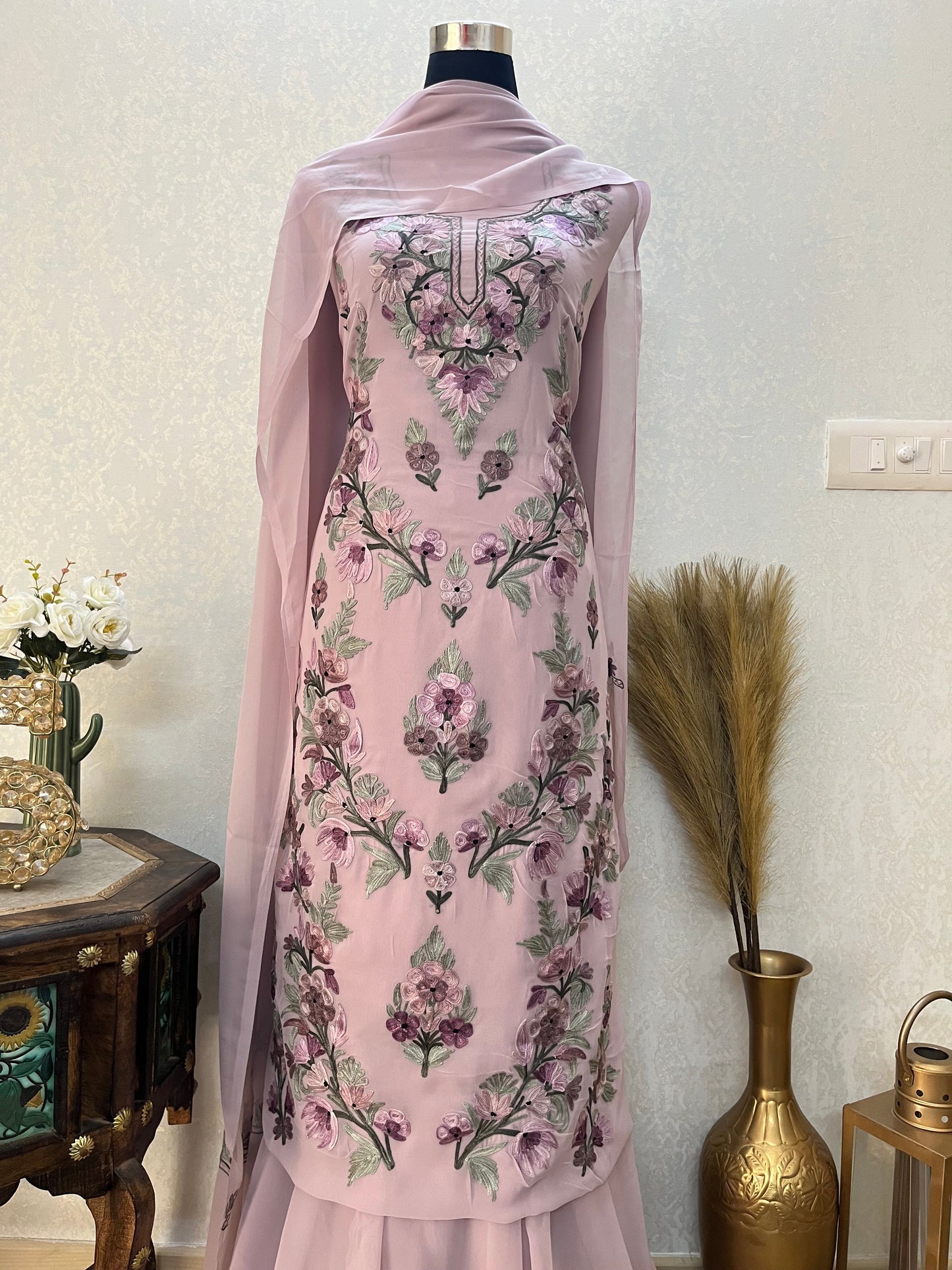 Soft Mauve Georgette 3Pc Kashmiri Suit