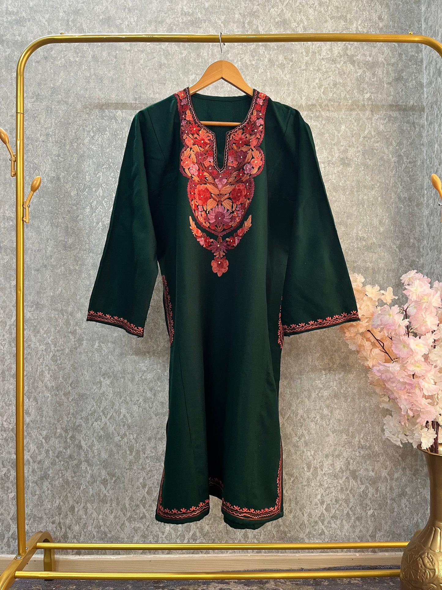 Green Aari Embroidered Wool Pheran