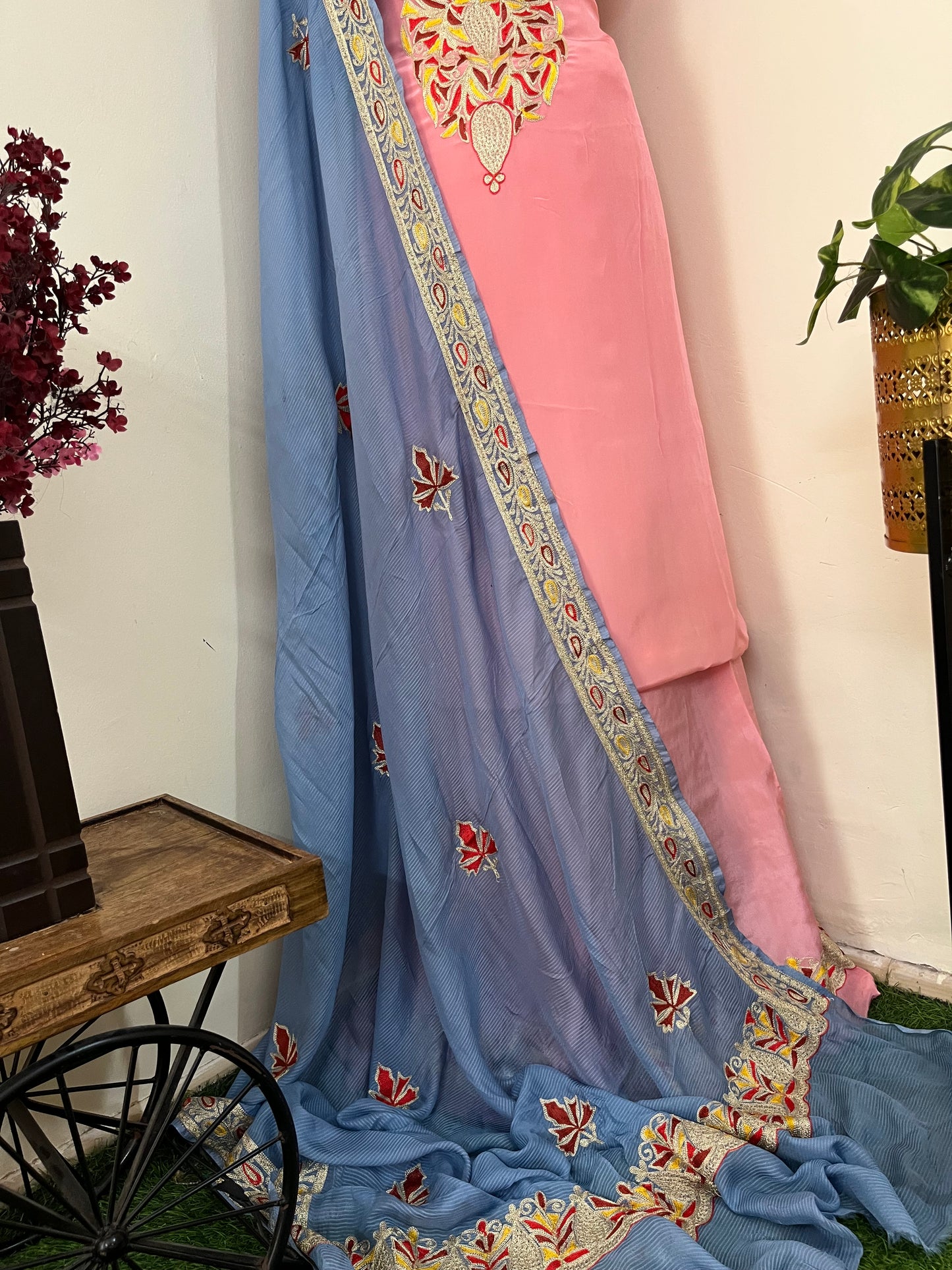 Kalaa’ Soft Pink Crape Kashmiri Suit