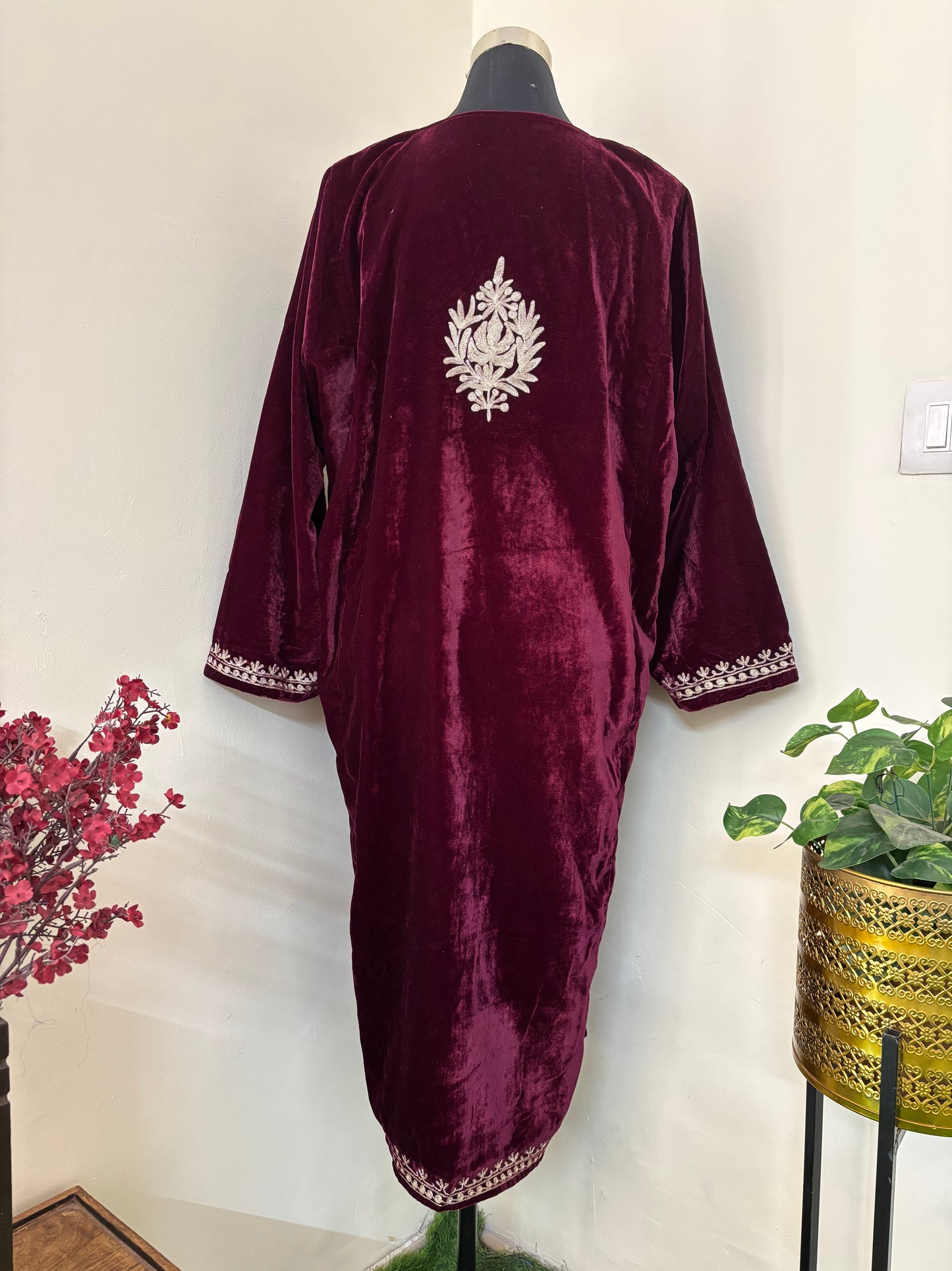 Wine Tilla Embroidered Velvet Pheran