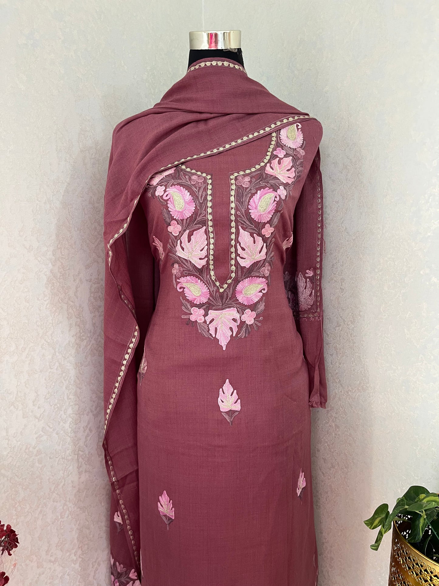 Onion Pink Fine Wool Kashmiri Suit