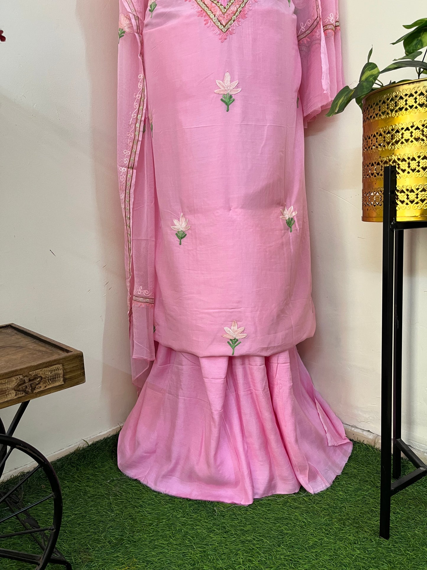 Soft Pink Muslin Cotton Aari Embroidered 3pc set