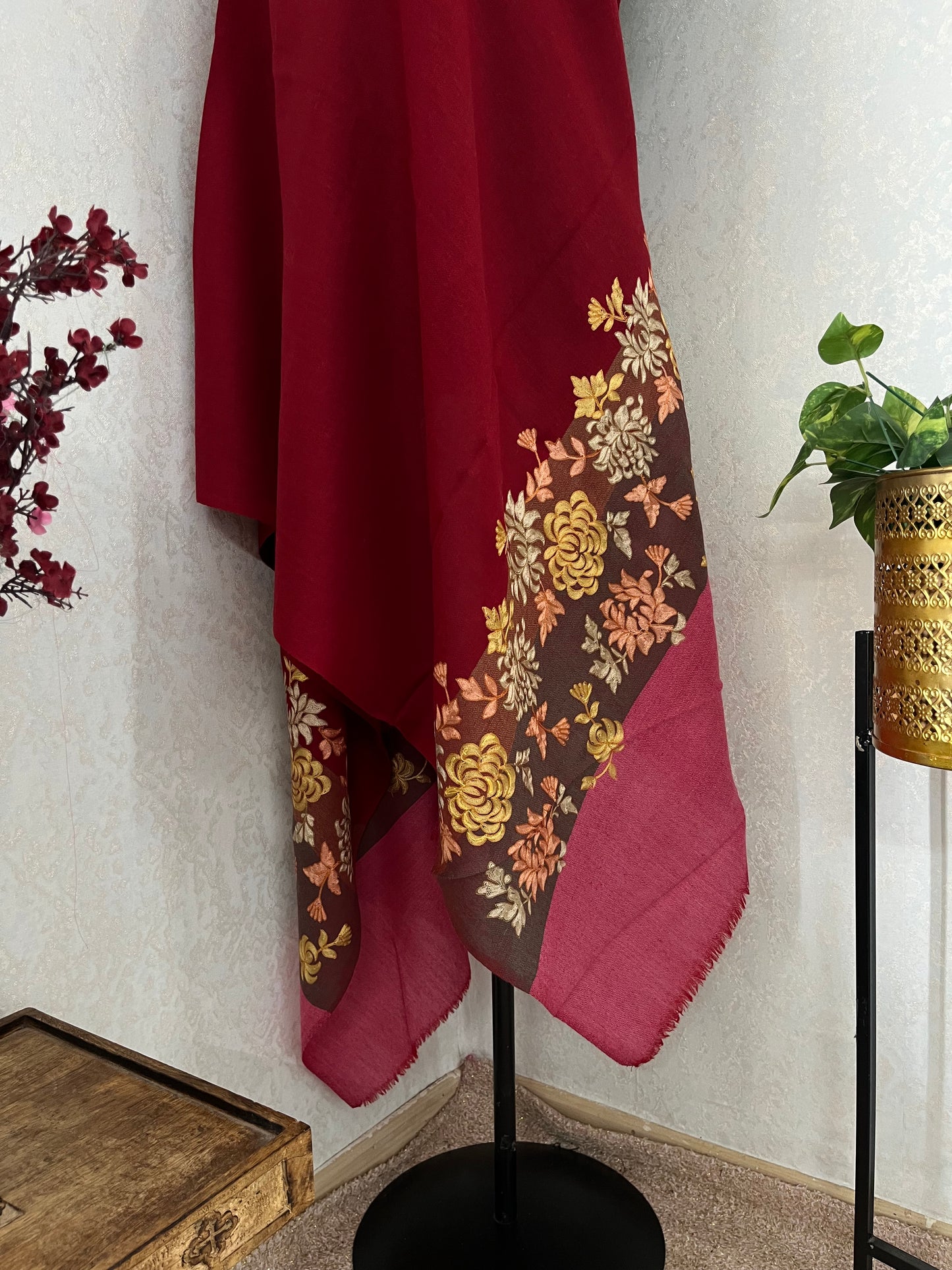 Fine Wool Kashmiri Embroidered stole