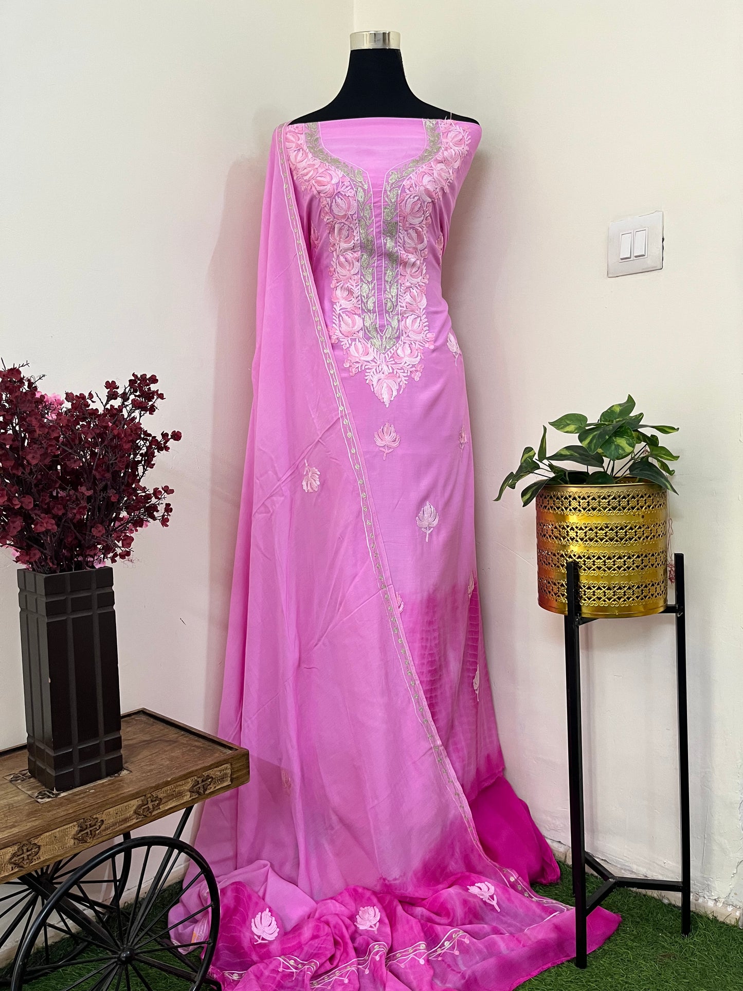 Mauve Mul Cotton Shibori Work Kashmiri 3pc Suit