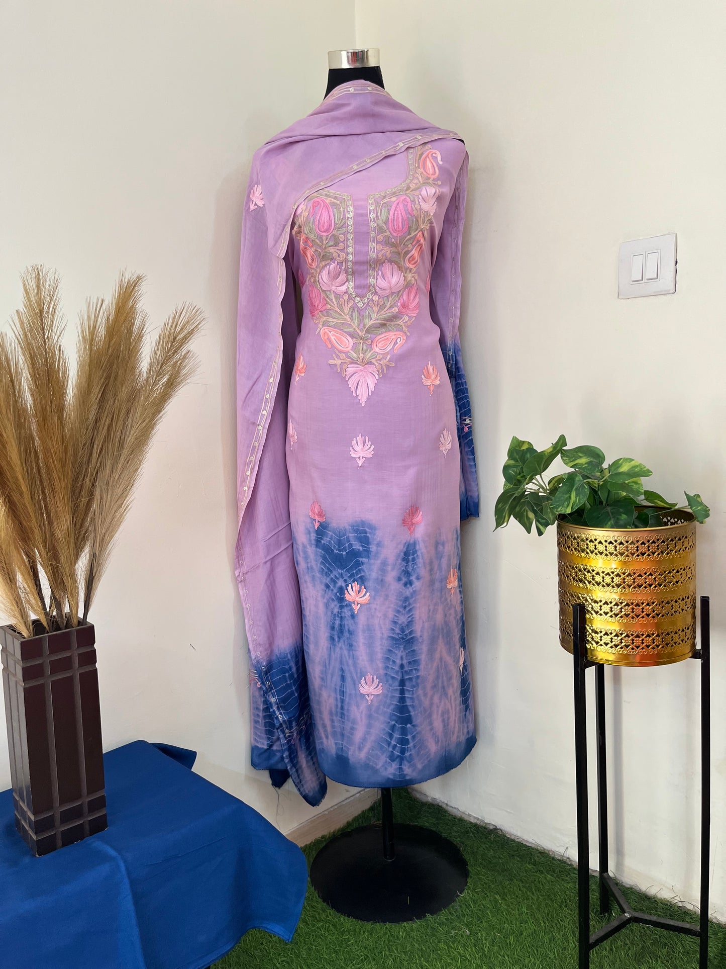 Lavender Mul Cotton Shibori Work Kashmiri 3pc Suit
