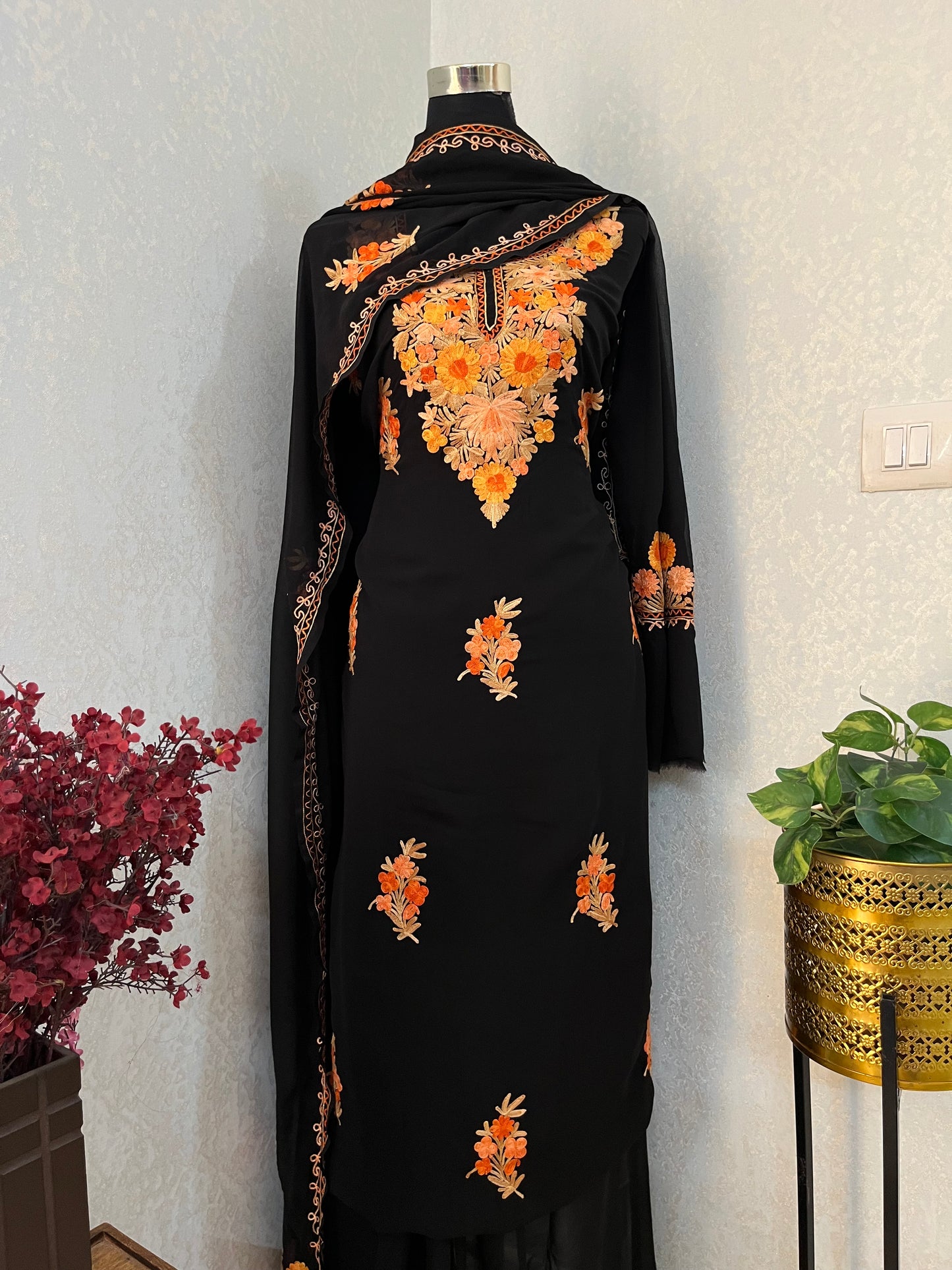 Georgette Black 3 Pc Aari Embroidered Suit Set