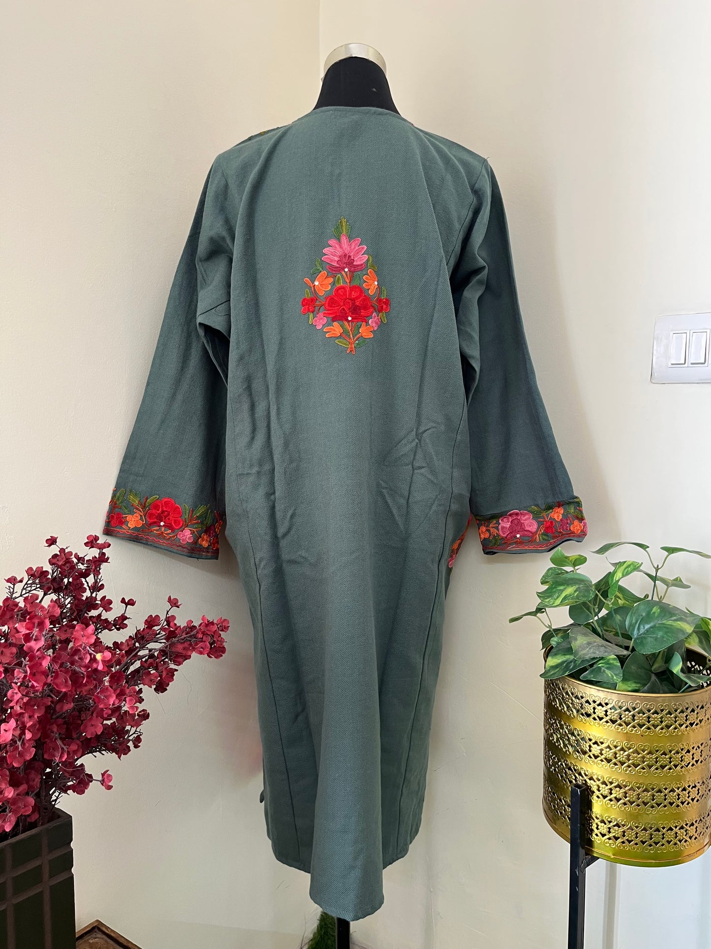 English Blue Aari Embroidered Wool Pheran