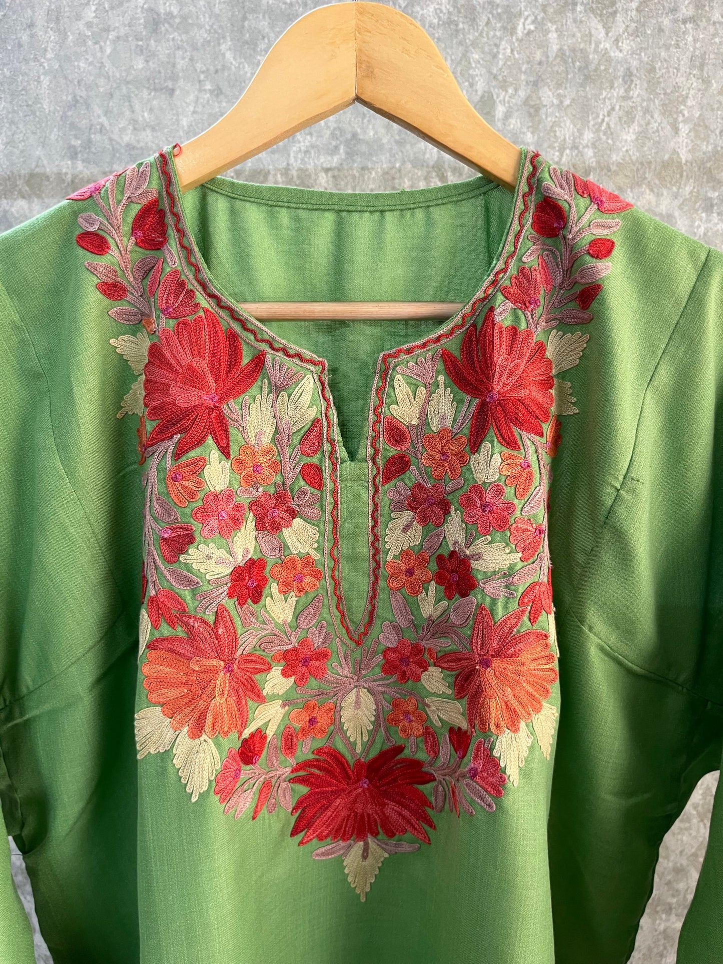 Green Cotton Aari Work Pheran