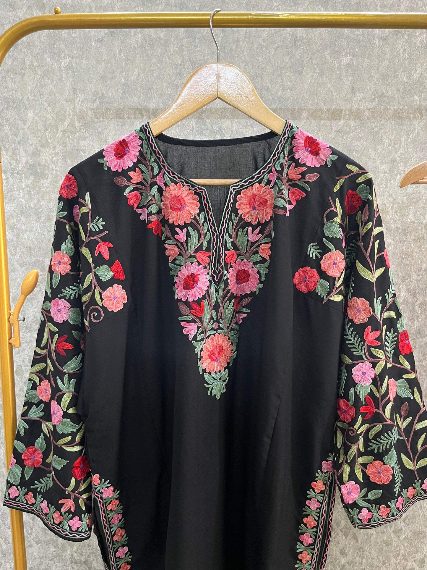 Black Cotton Arm Jaal Pheran Set