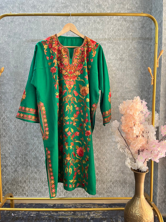 Green Aari Embroidered Wool Pheran