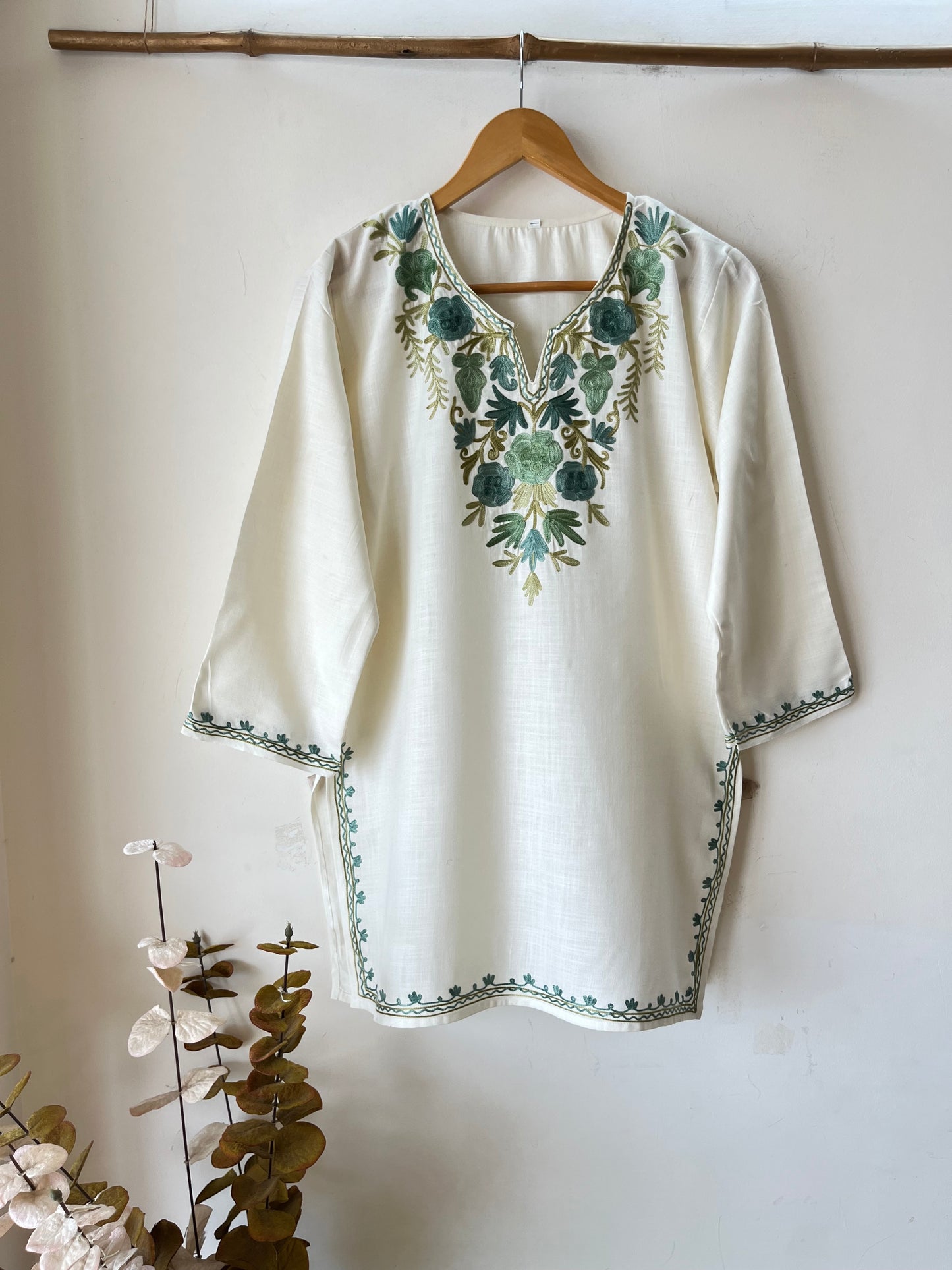 Cream Cotton Aari Work Kurta