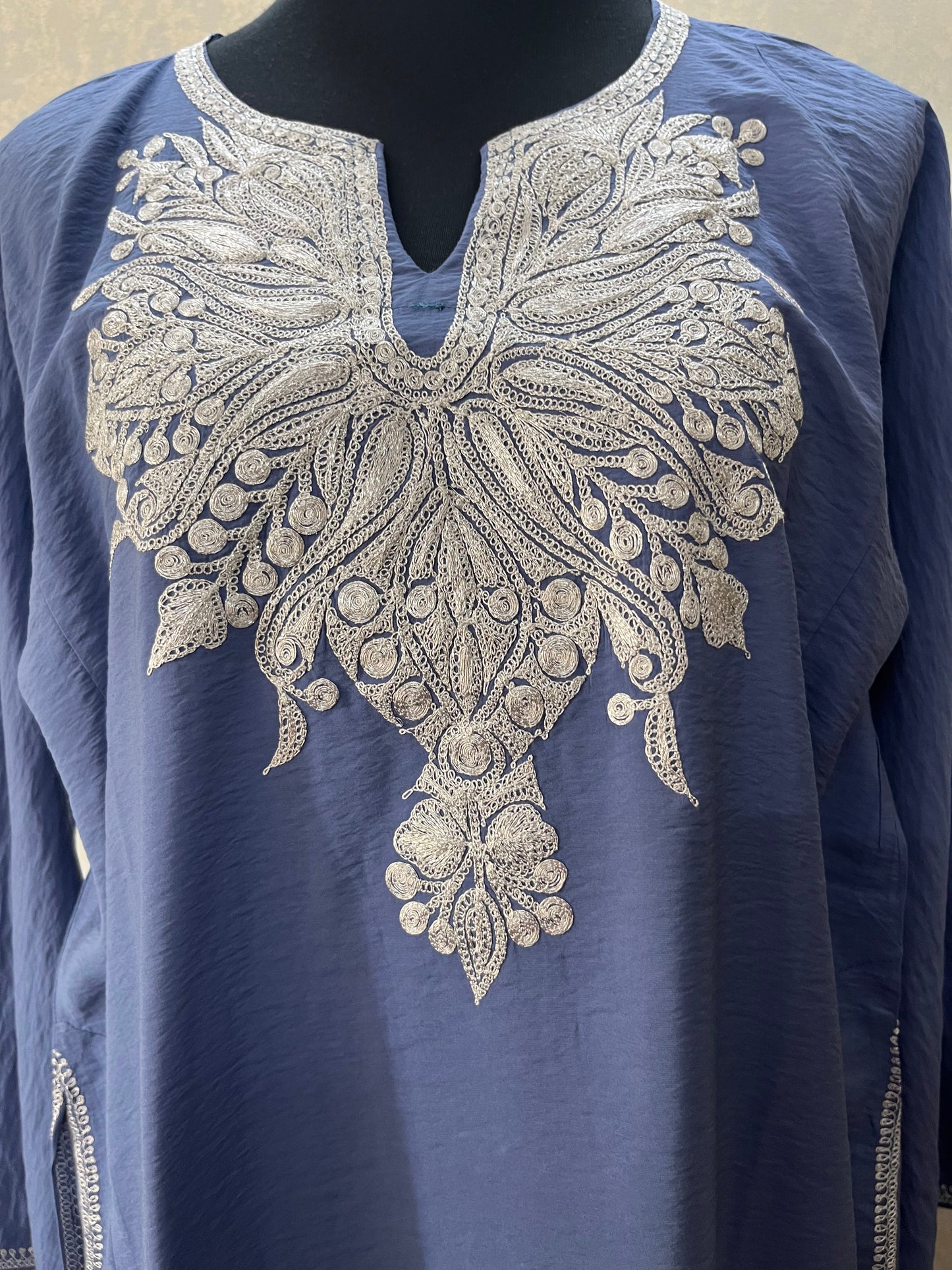 English Blue Cotton Kashmiri Pheran Set (46)
