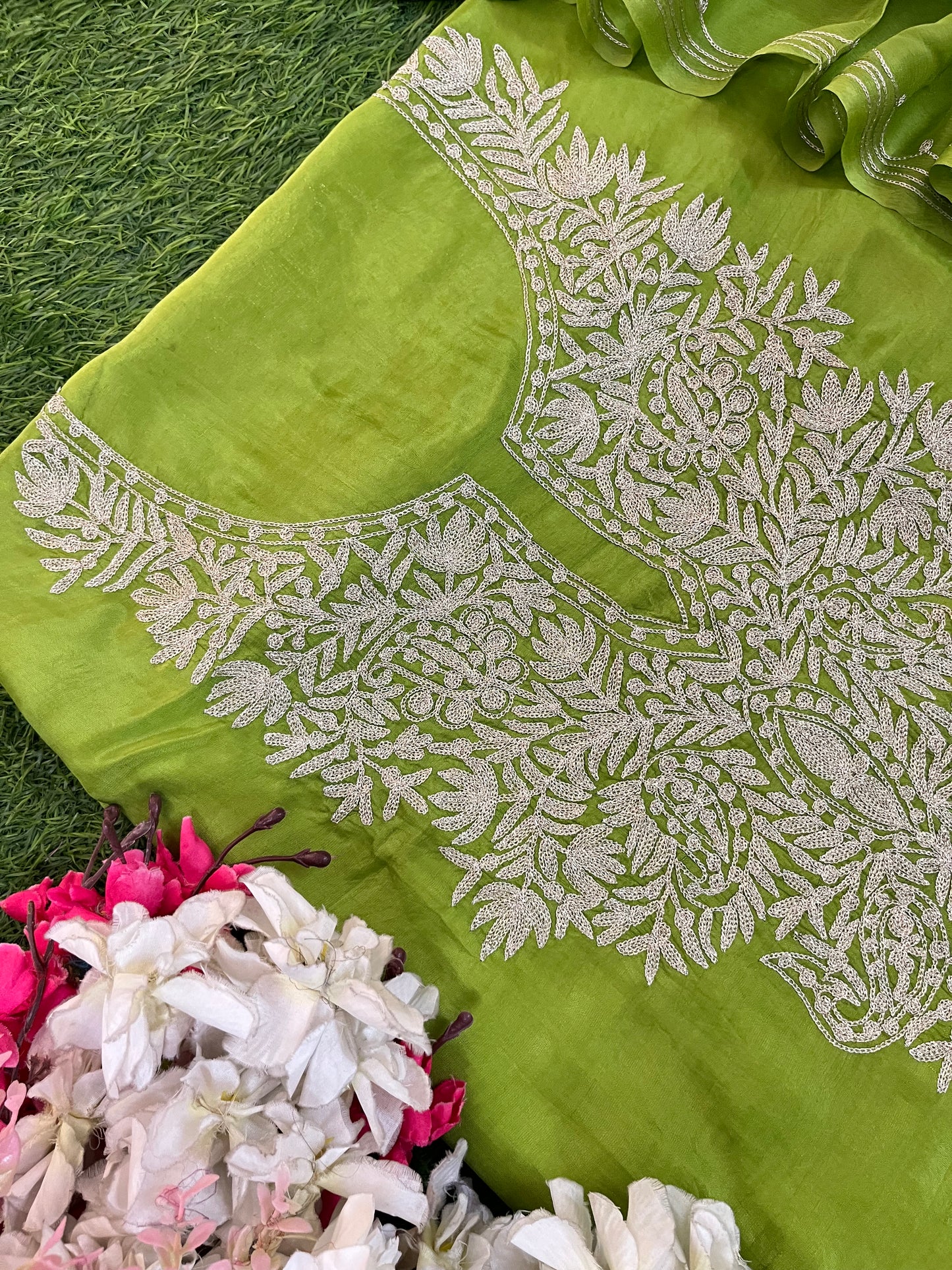 Lawn Green Silk Tilla Kashmiri Suit