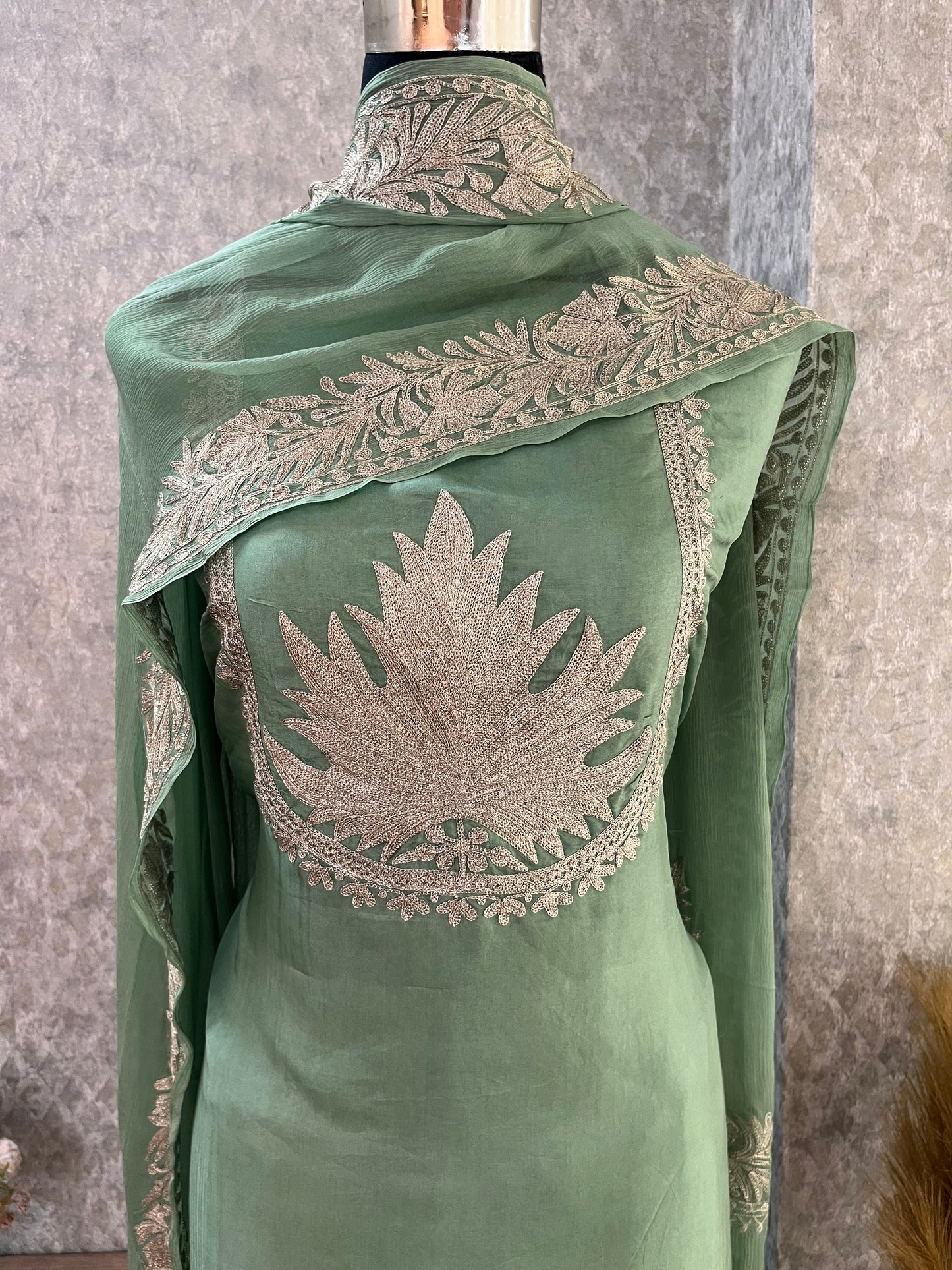 Tea Green Sanam’ Tilla Kashmiri Silk Suit