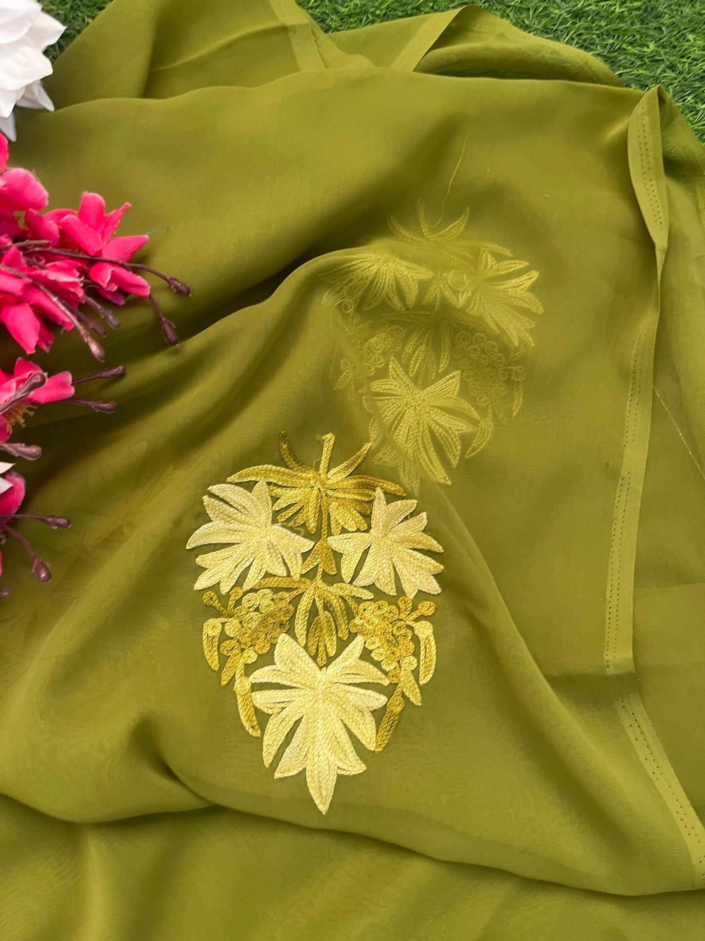 Heena Green Georgette Kashmiri Kurta Material