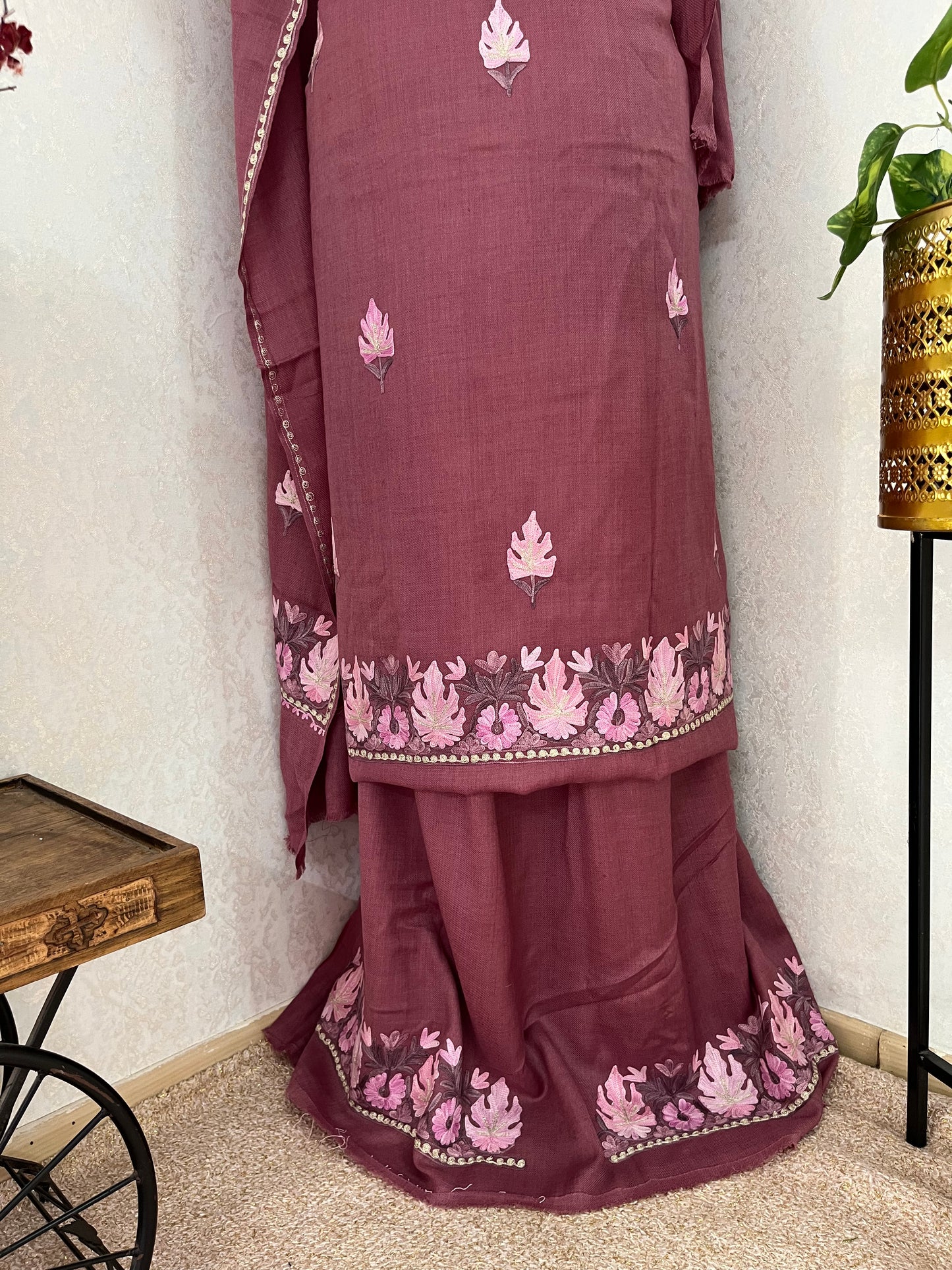 Onion Pink Fine Wool Kashmiri Suit