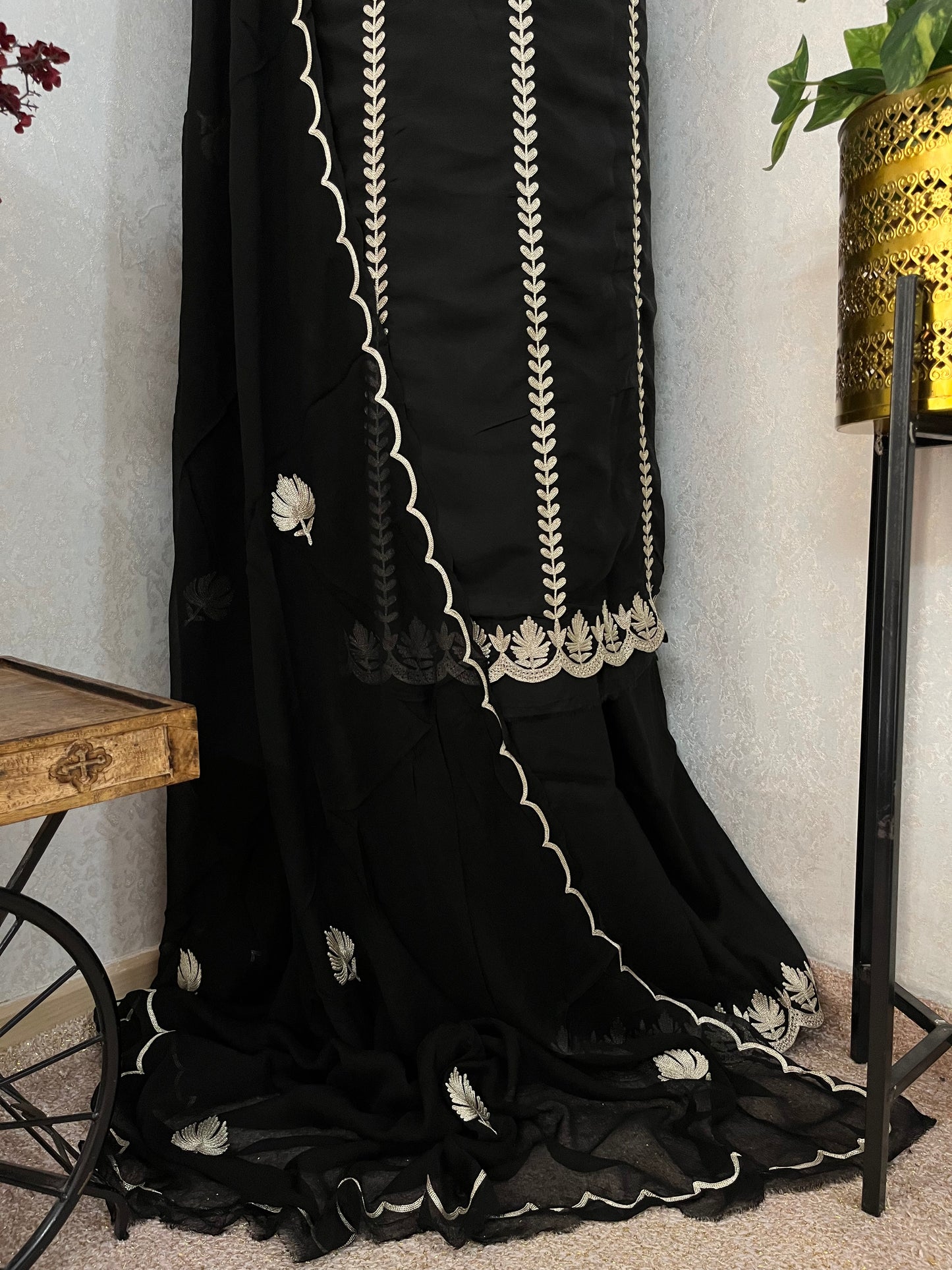 Black Sanam’ Silk Tilla Kashmiri Suit