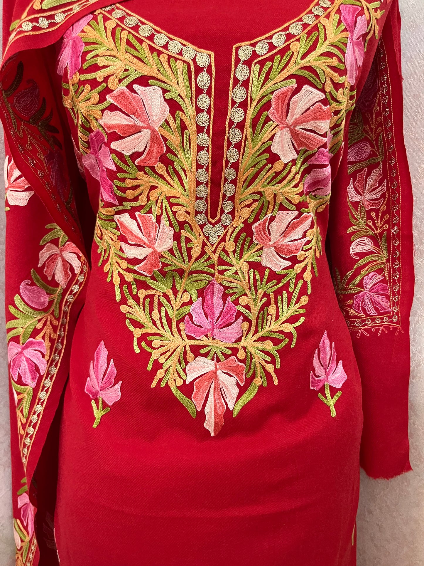 Red Pure Wool Aari Embroidered 3pc Suit Stole