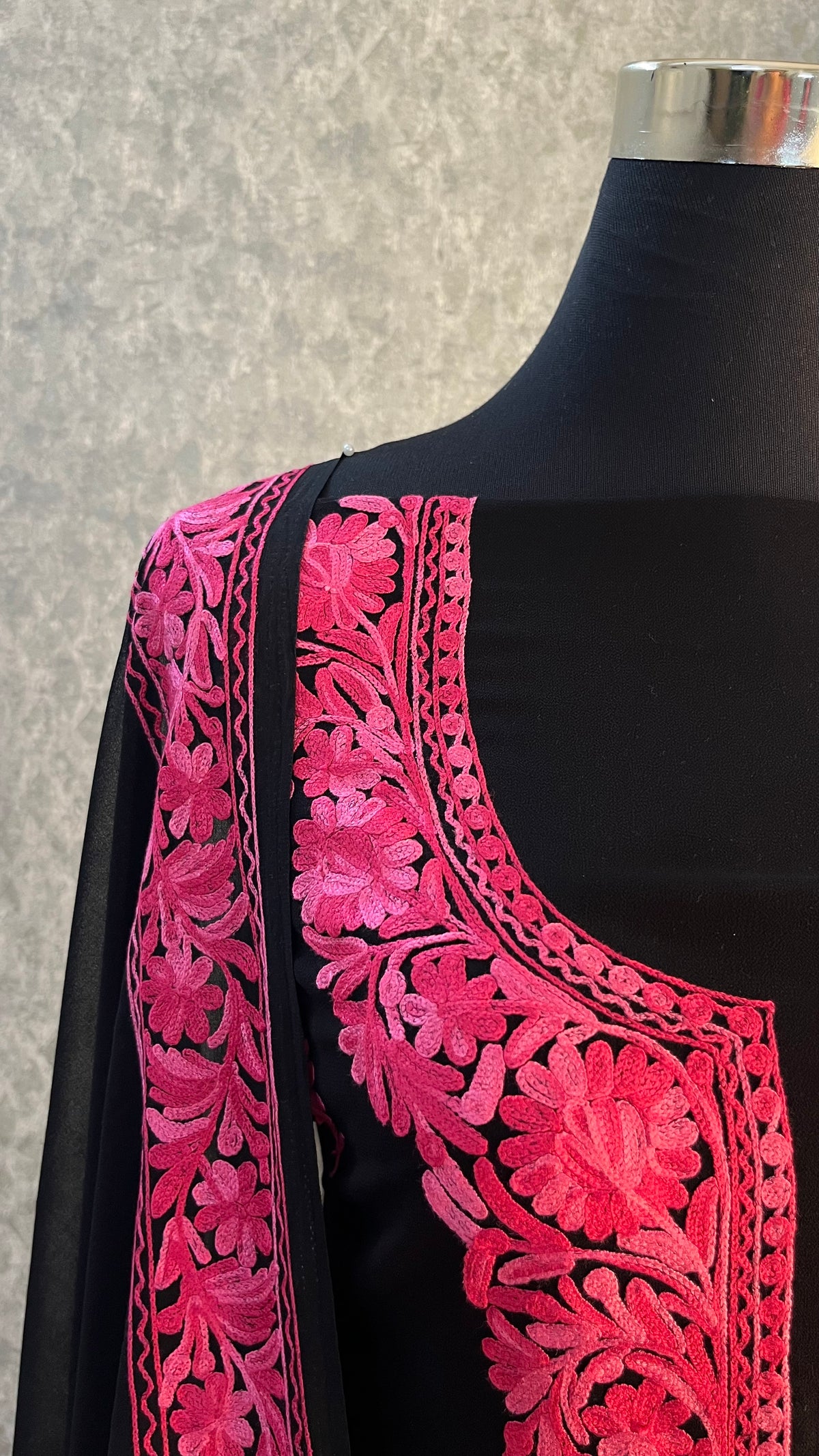 Georgette Black (Pink) 3 Pc Kashmiri Suit