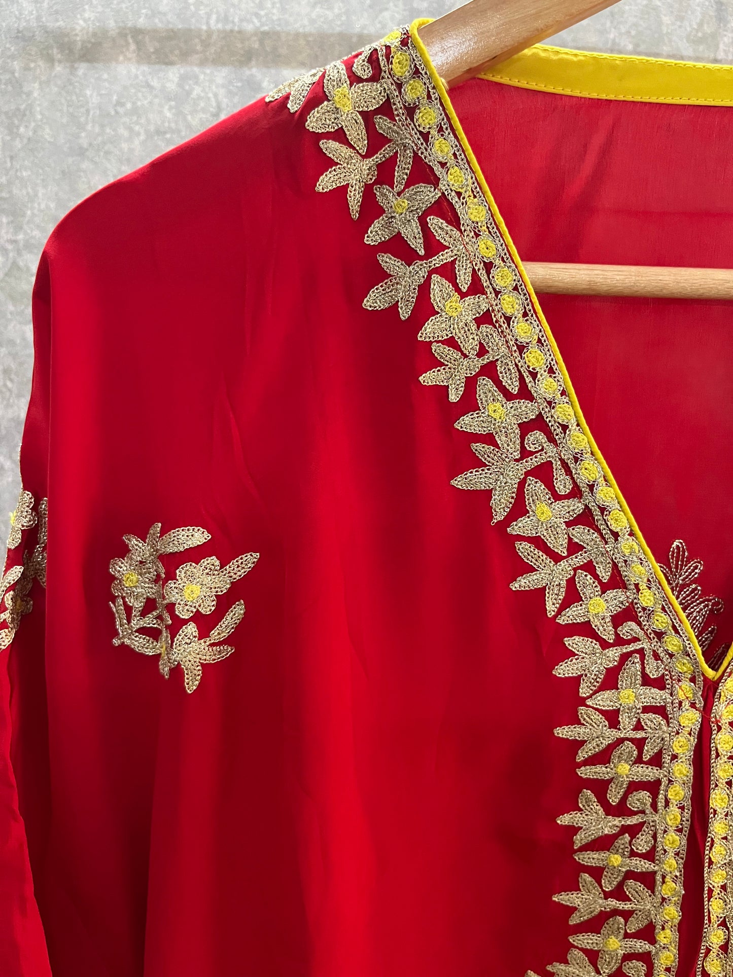Red Crape Kashmiri Kaftan Set size (44)