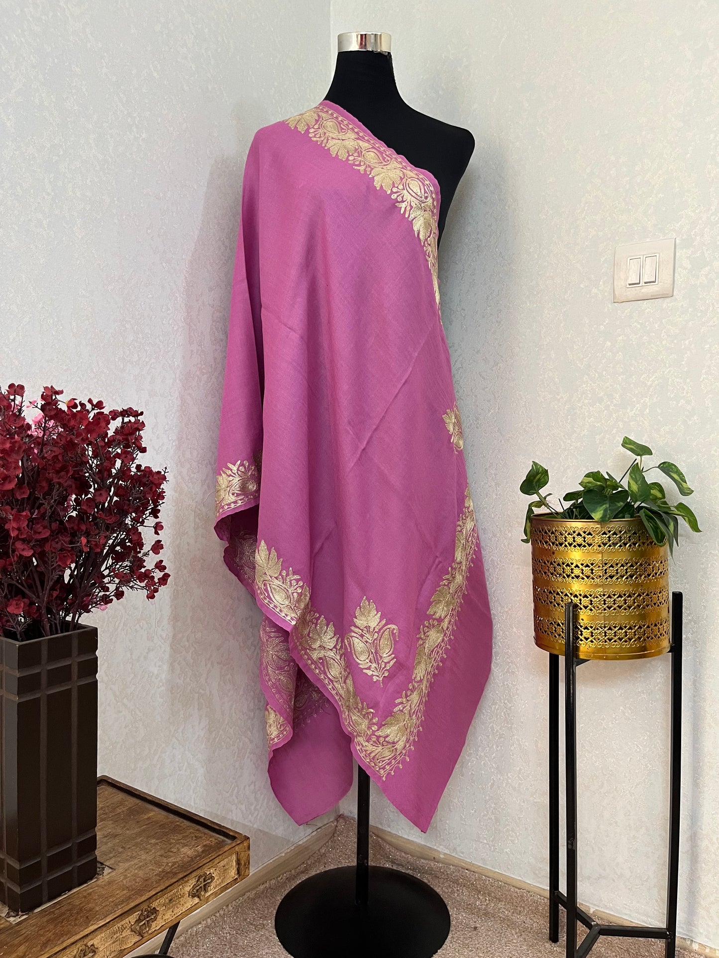 Soft Pink Semi Pashmina Tilla Embroidered stole