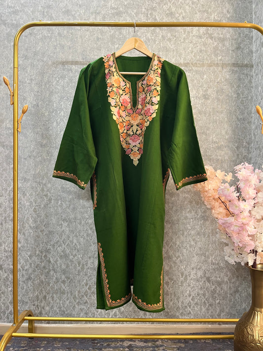 Green Aari Embroidered Wool Pheran