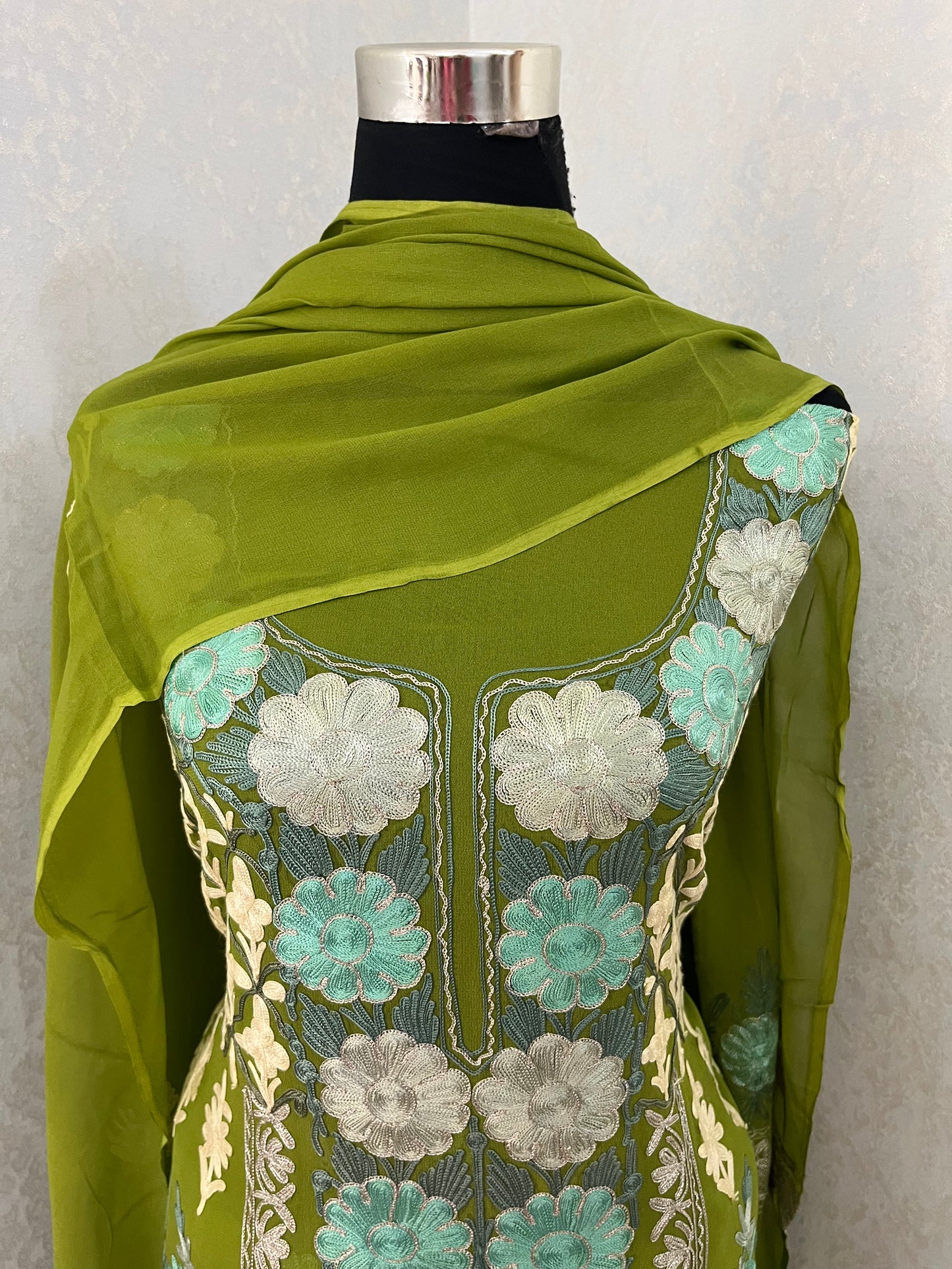 Henna Green Pure Georgette 3 Pc Heavy Kashmiri Suit