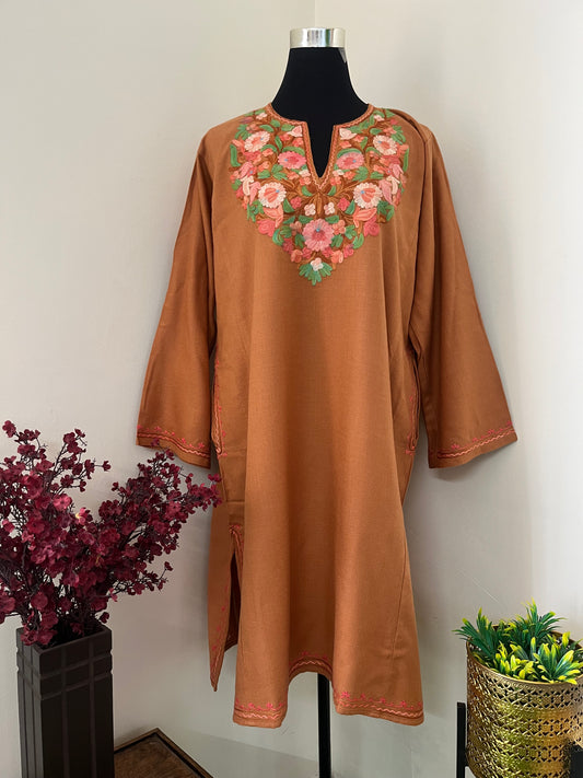 Brown Aari Embroidered Wool Pheran