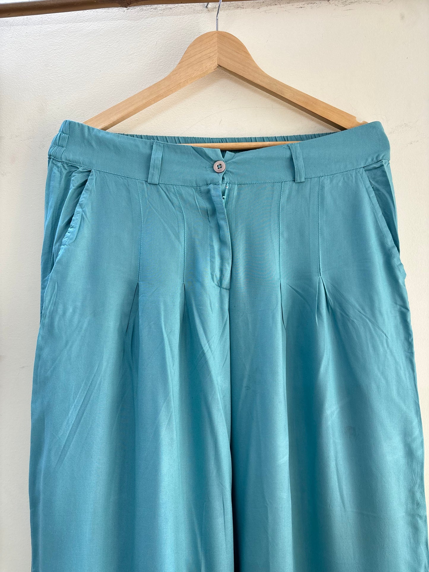 Women Blue Chinaar Aari Embroidered Palazzos ‘30’