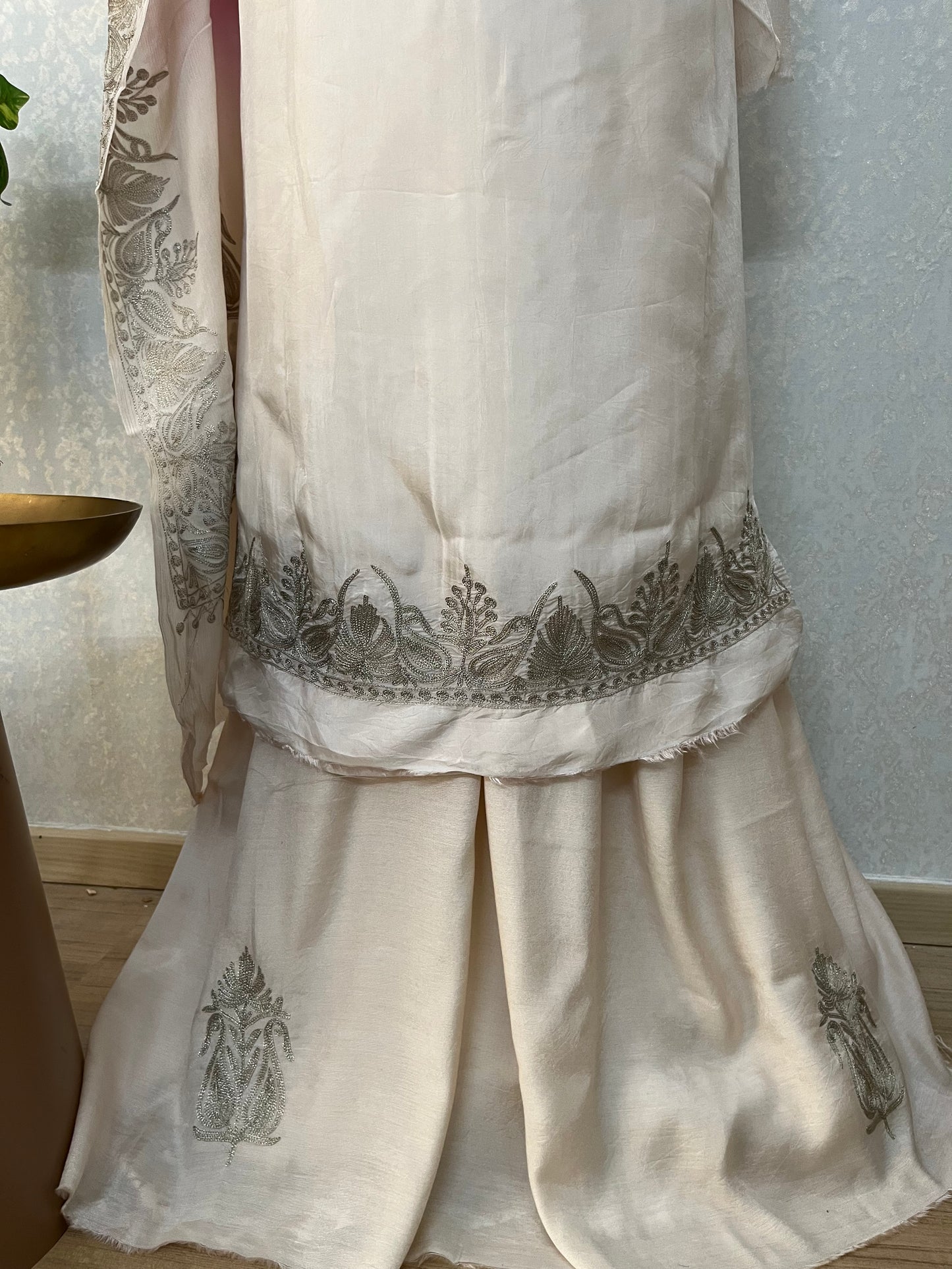 Ivory Sanam Silk Kashmiri Suit