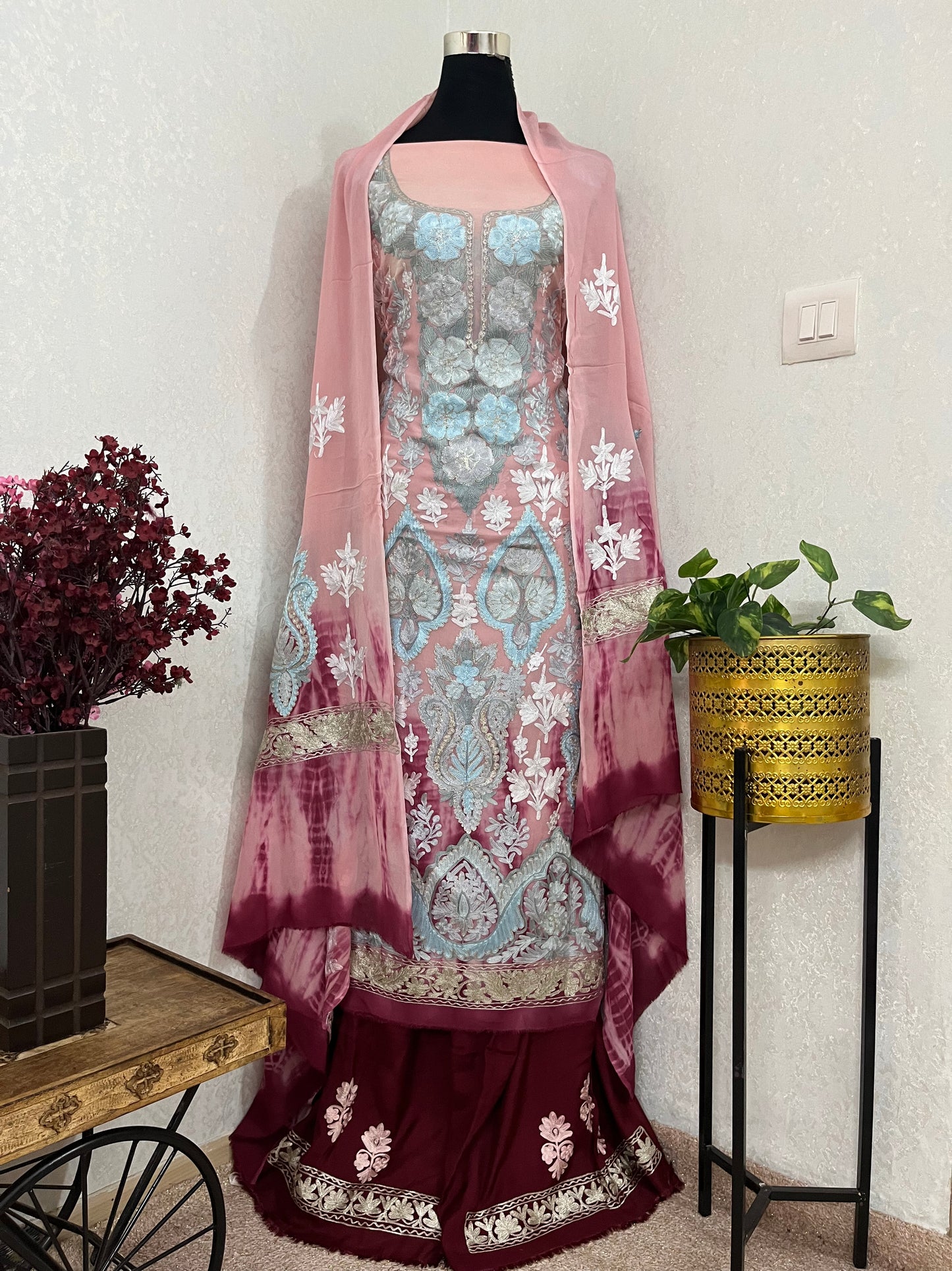 Soft Pink Pure Georgette 3 Pc Aari Embroidered Suit