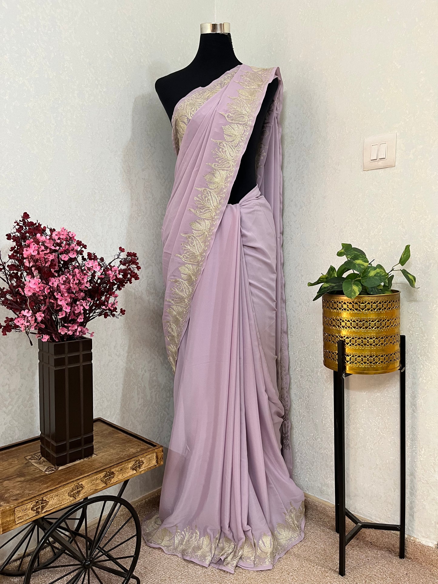 Soft Purple Crape Kashmiri Tilla Saree