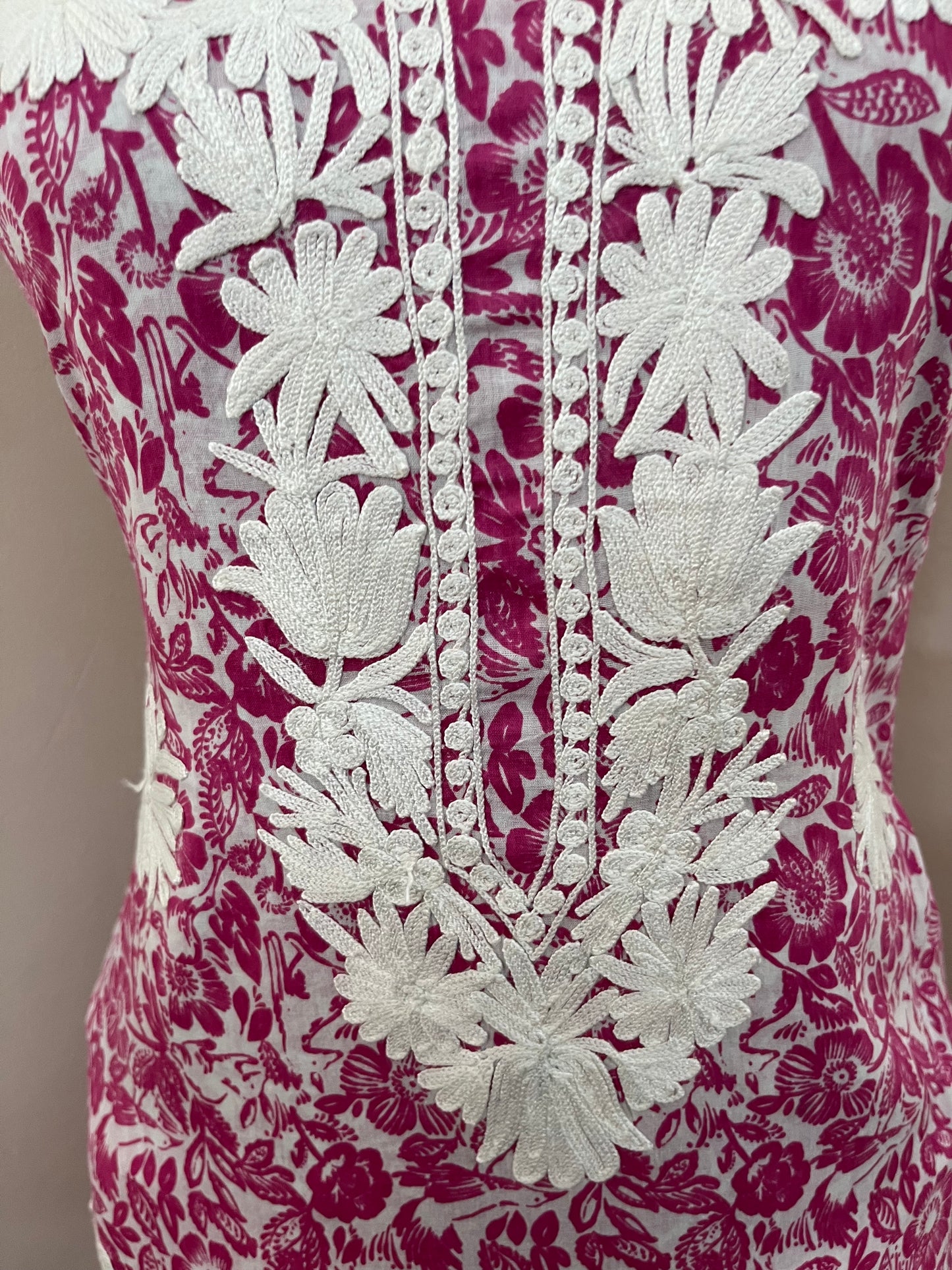 Guldasta~Cotton Kurti & Pant Aari Embroidered set
