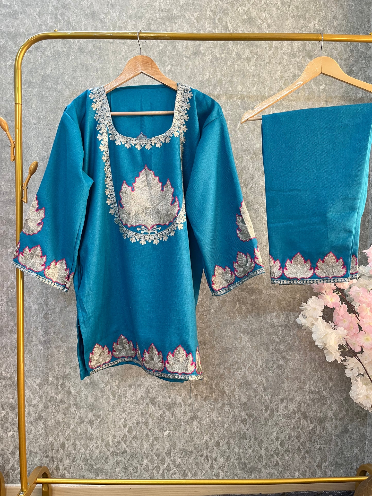 Firozi Woollen Kashmiri Co-Ord Set ( Size 46)