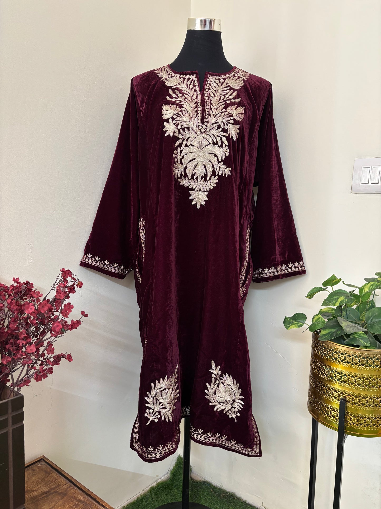 Wine Tilla Embroidered Velvet Pheran