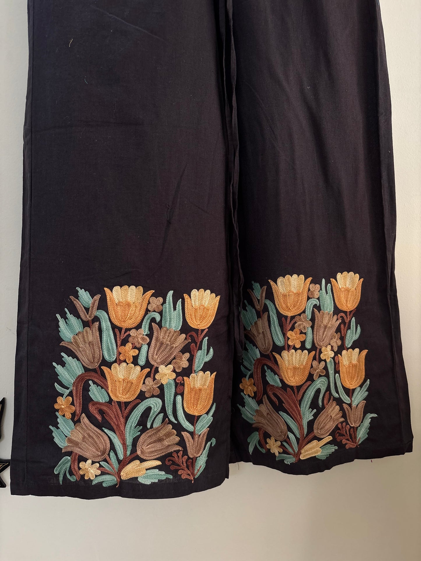 Women Charcoal Grey Wide Leg Aari Embroidered Palazzos ‘M’